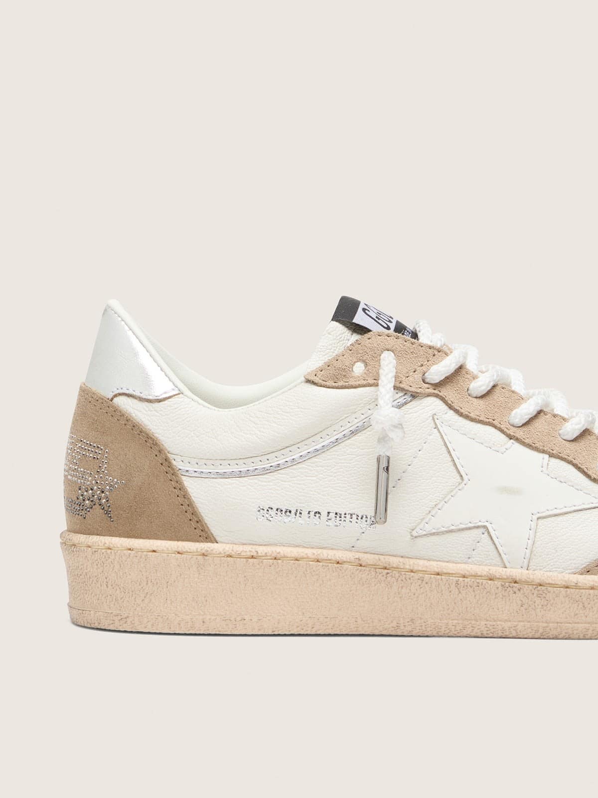Golden Goose - Ball Star LTD feminino de couro branco e suede bege com estrela branca in 