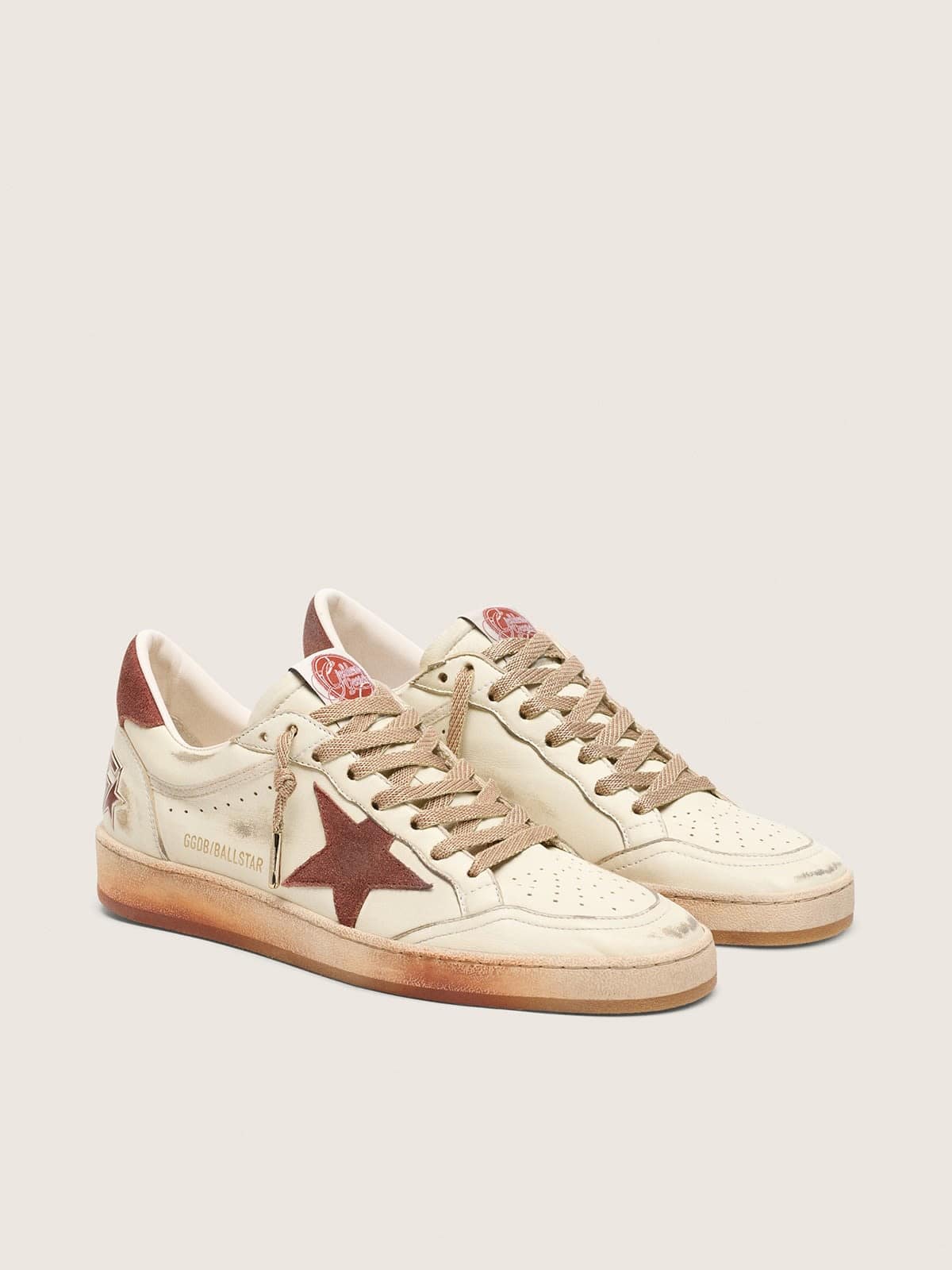 Ball Star femme en cuir blanc avec &eacute;toile et empi&egrave;cement en cuir rouille