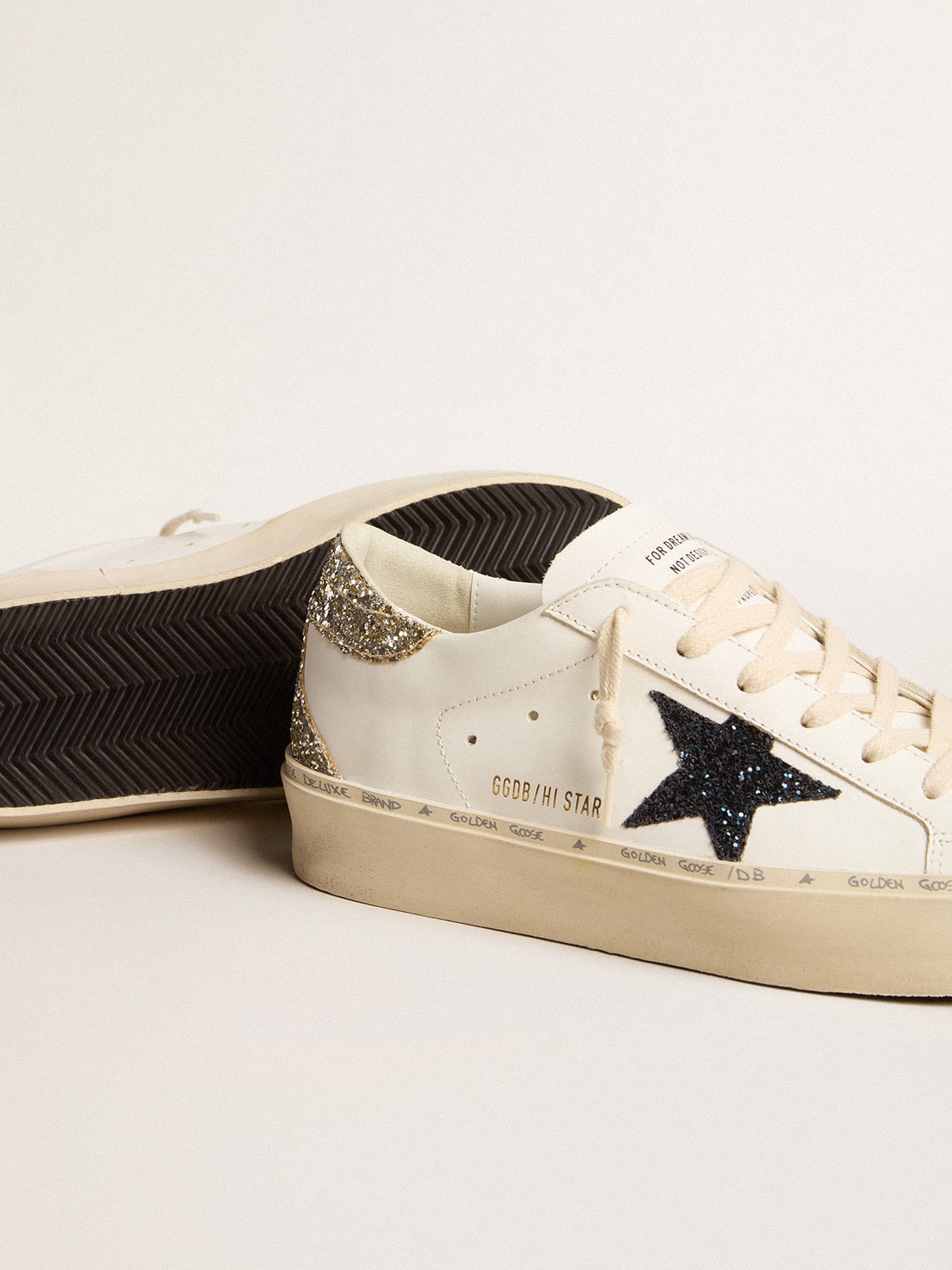 Golden Goose - Hi Star avec étoile pailletée bleue et contrefort pailleté platine in 