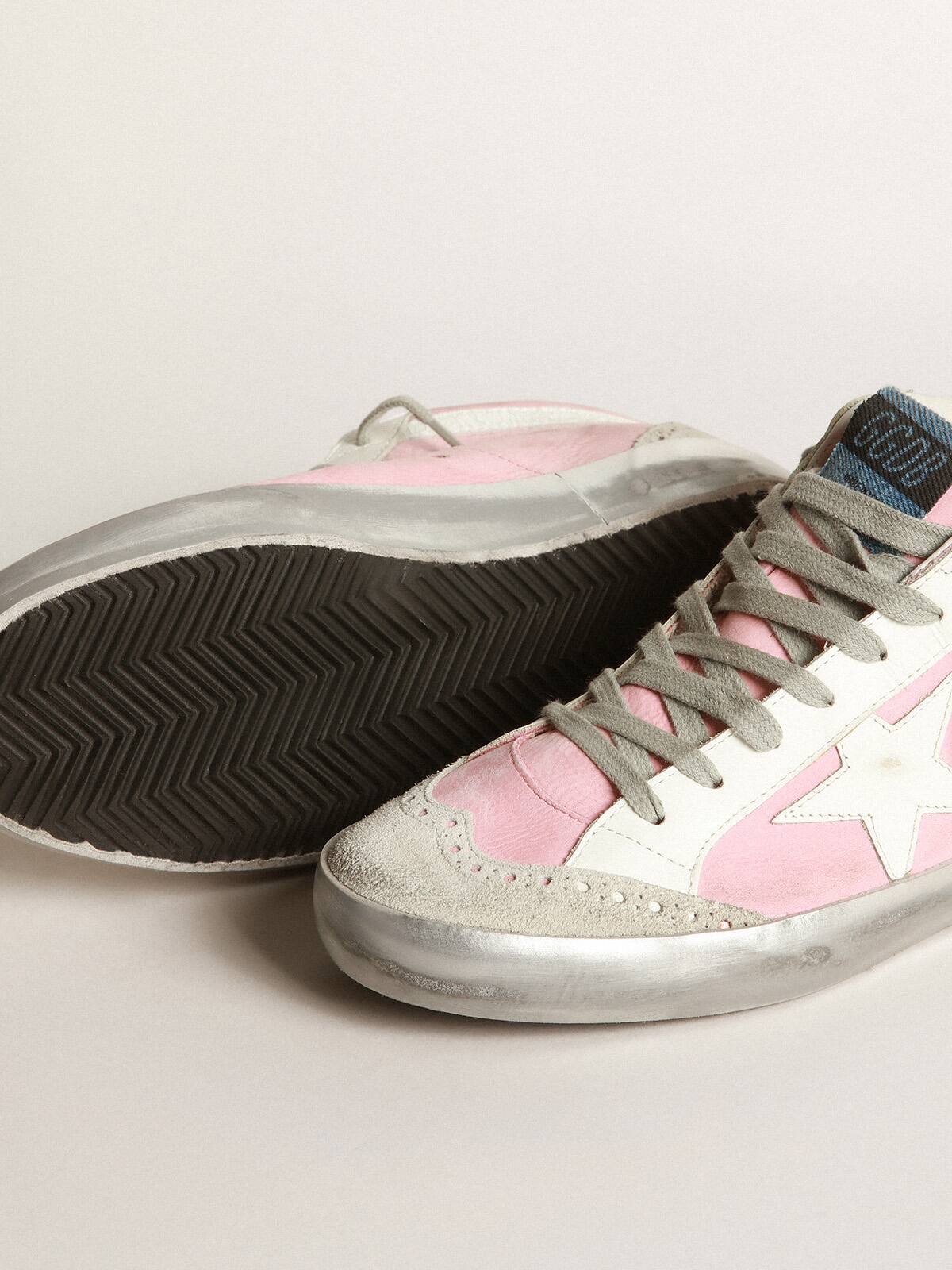 Golden Goose - Mid Star sneakers in suede with leather star in 