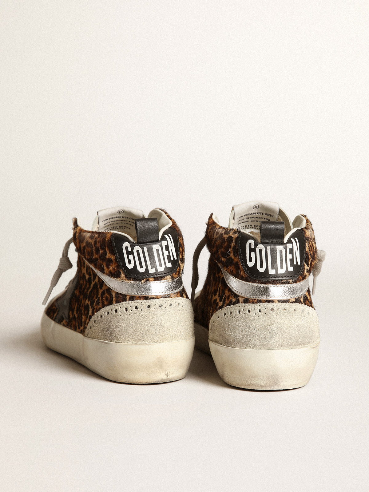 Golden Goose - Mid Star feminino de cavalinho com estampa de leopardo e estrela preta in