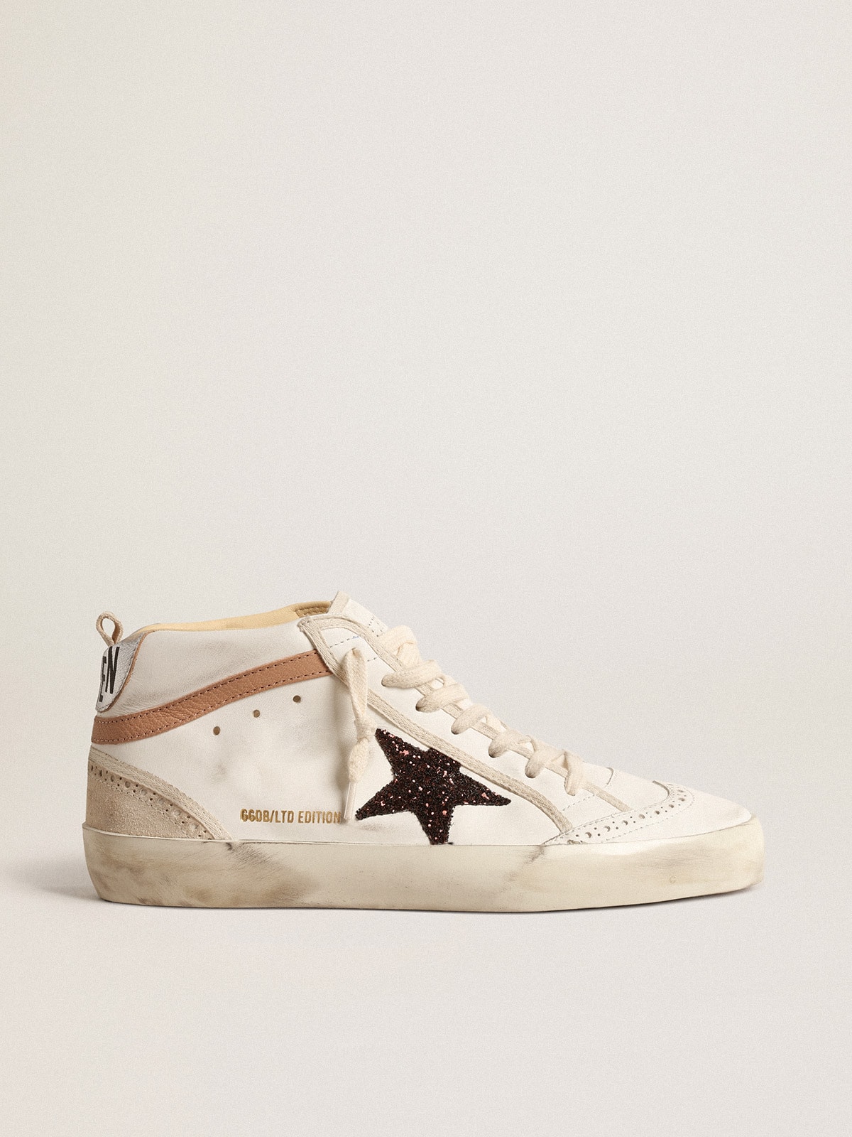 Golden Goose - Mid Star LTD in nappa with glitter star and nude leather flash in 