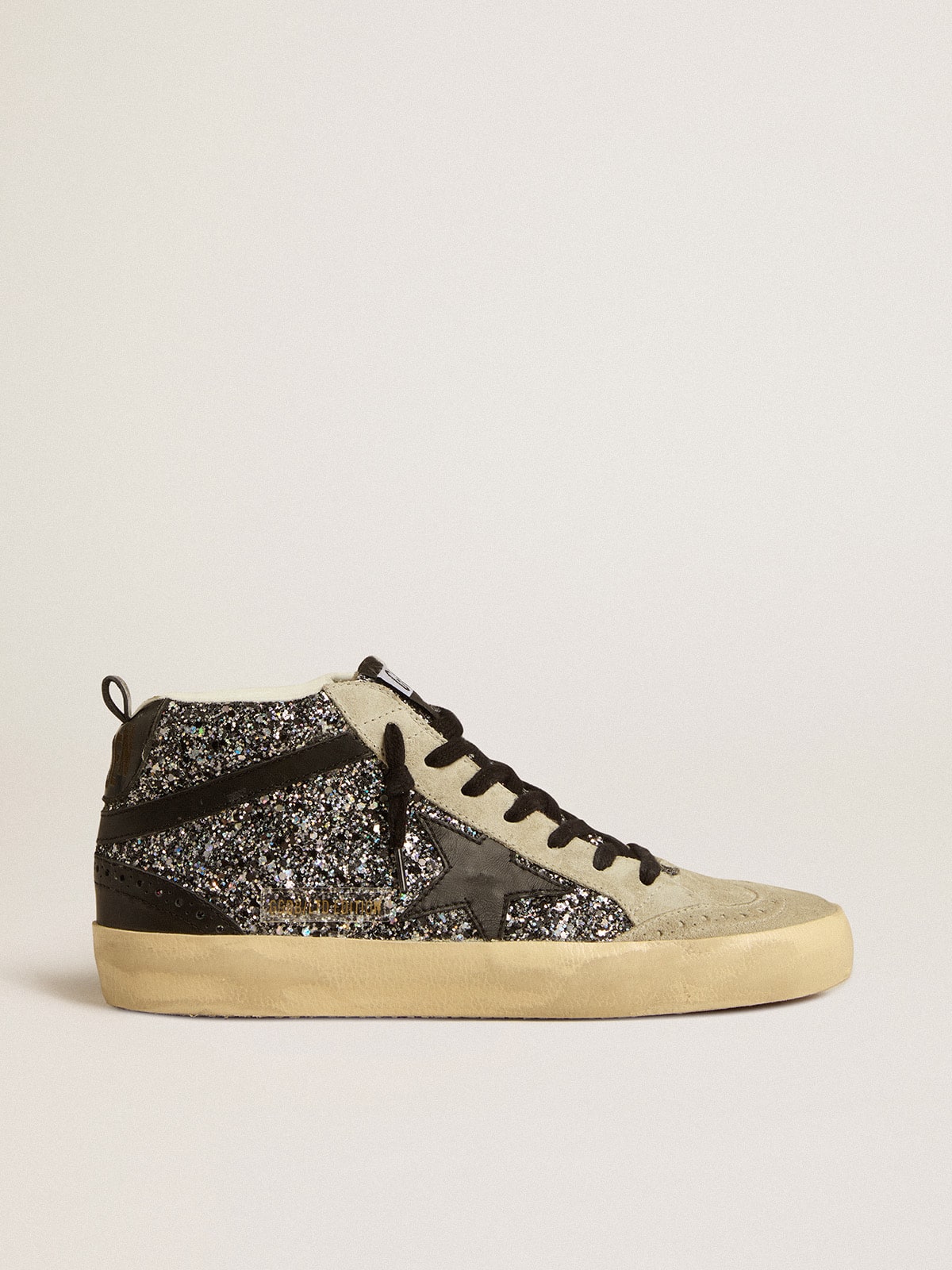 Golden Goose - Mid Star LTD à paillettes noires avec étoile et virgule en cuir noir in 