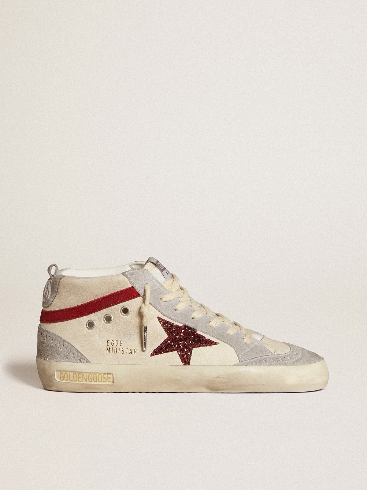 Golden Goose - Mid Star de piel con estrella con purpurina y detalle de «coma» de nobuk rojo in 