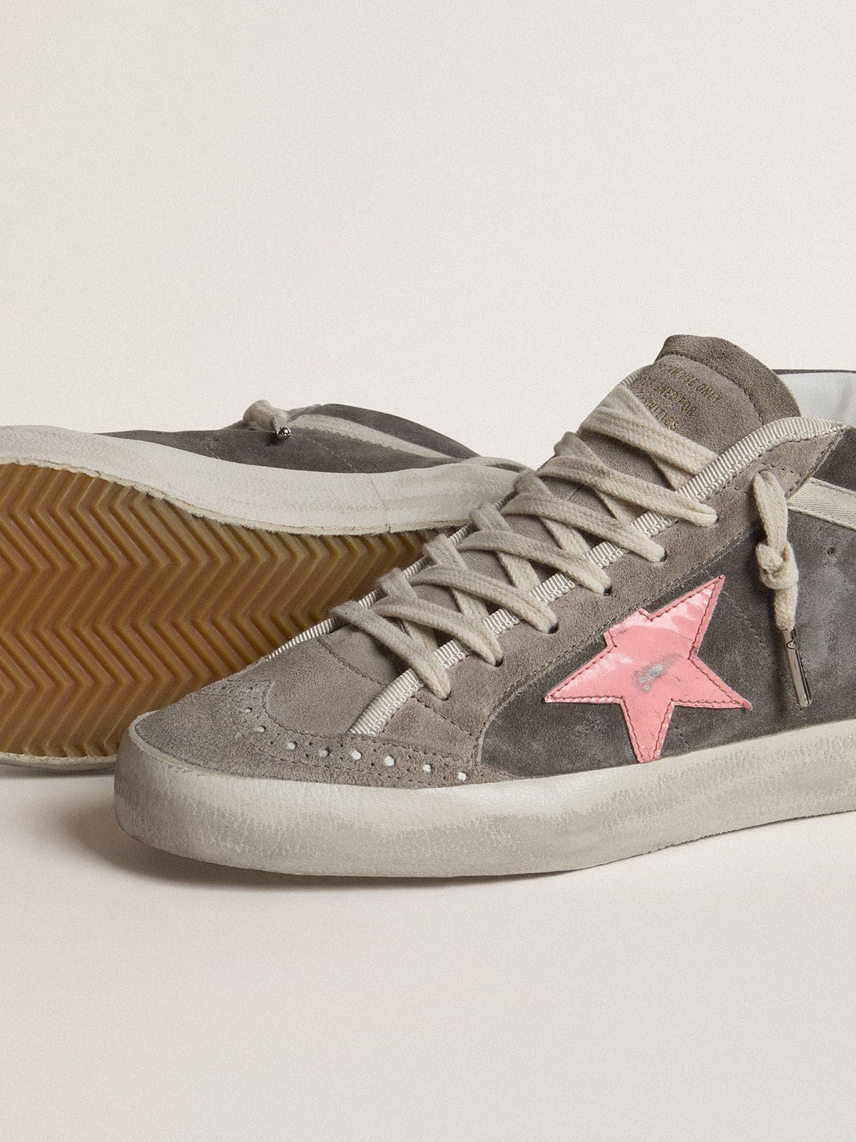 Golden Goose - Women's Mid Star in gray suede with pink laminated leather star in 