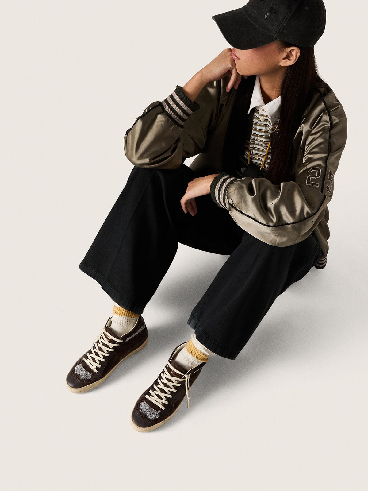 Mid Star Donna in suede marrone con stella in pelle e virgola in cristalli Swarovski