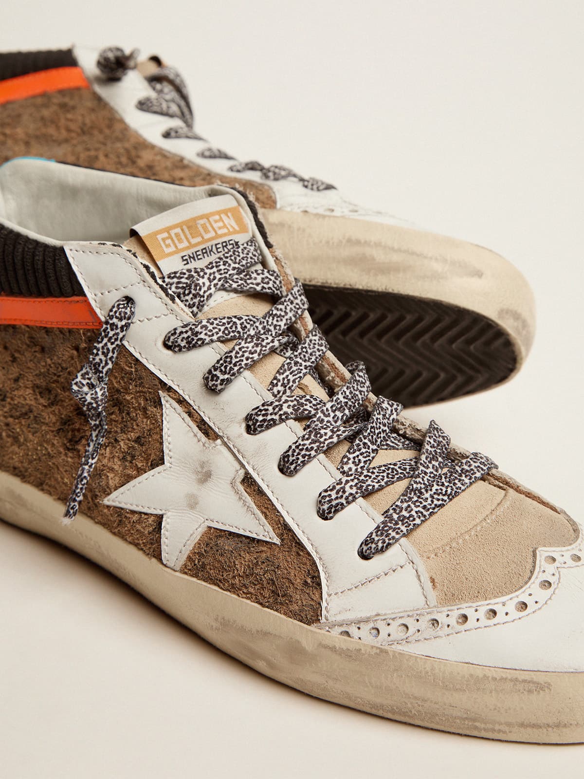 Golden Goose - 레오파드 프린트와 코듀로이 스웨이드 어퍼의 미드스타 LTD 스니커즈 in 