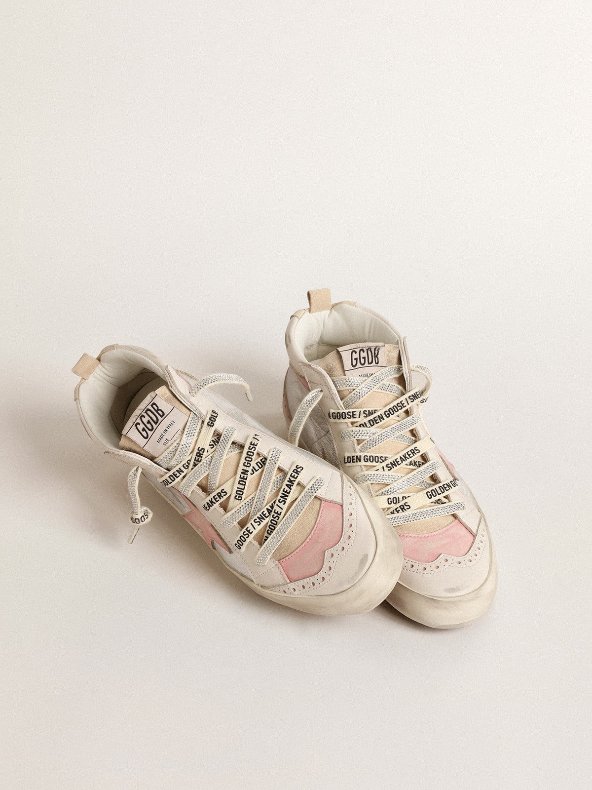 Golden Goose - Mid Star LTD de piel laminada plateada con estrella y detalle de «coma» rosa in 