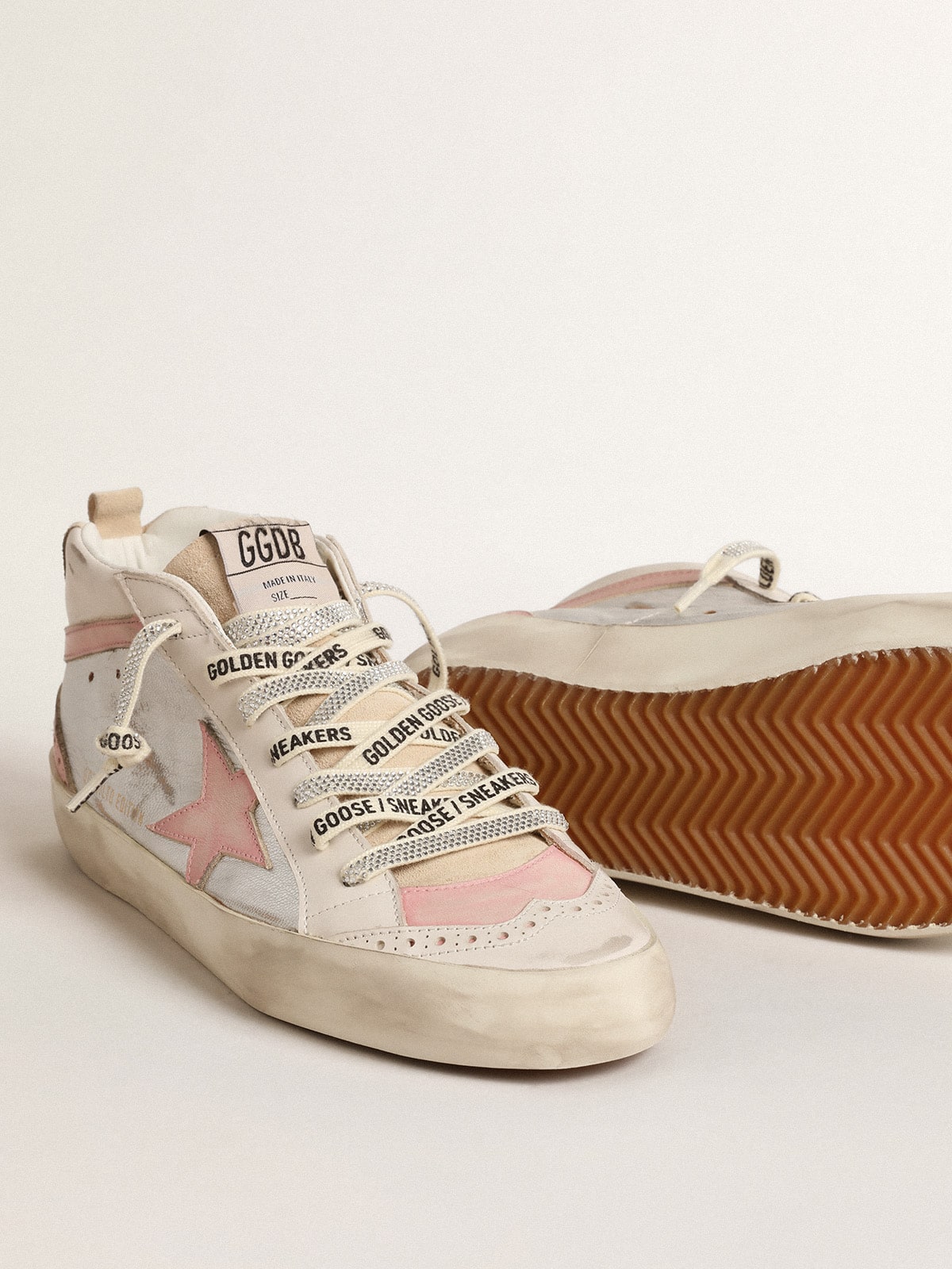 Golden Goose - Mid Star LTD de piel laminada plateada con estrella y detalle de «coma» rosa in 