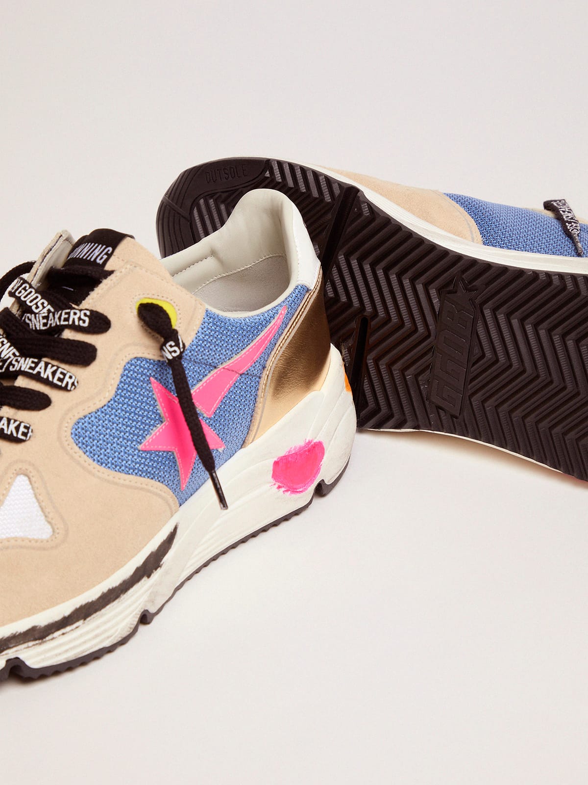 Golden Goose - Running Sole sneakers in suede with gold detail in 