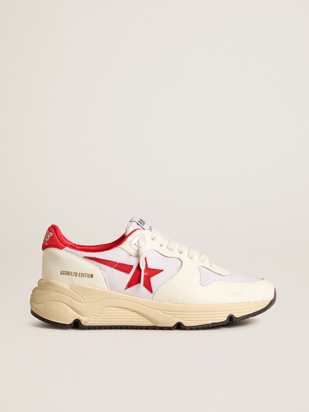 Running Sole LTD in white nappa and nylon with a red leather star Golden Goose