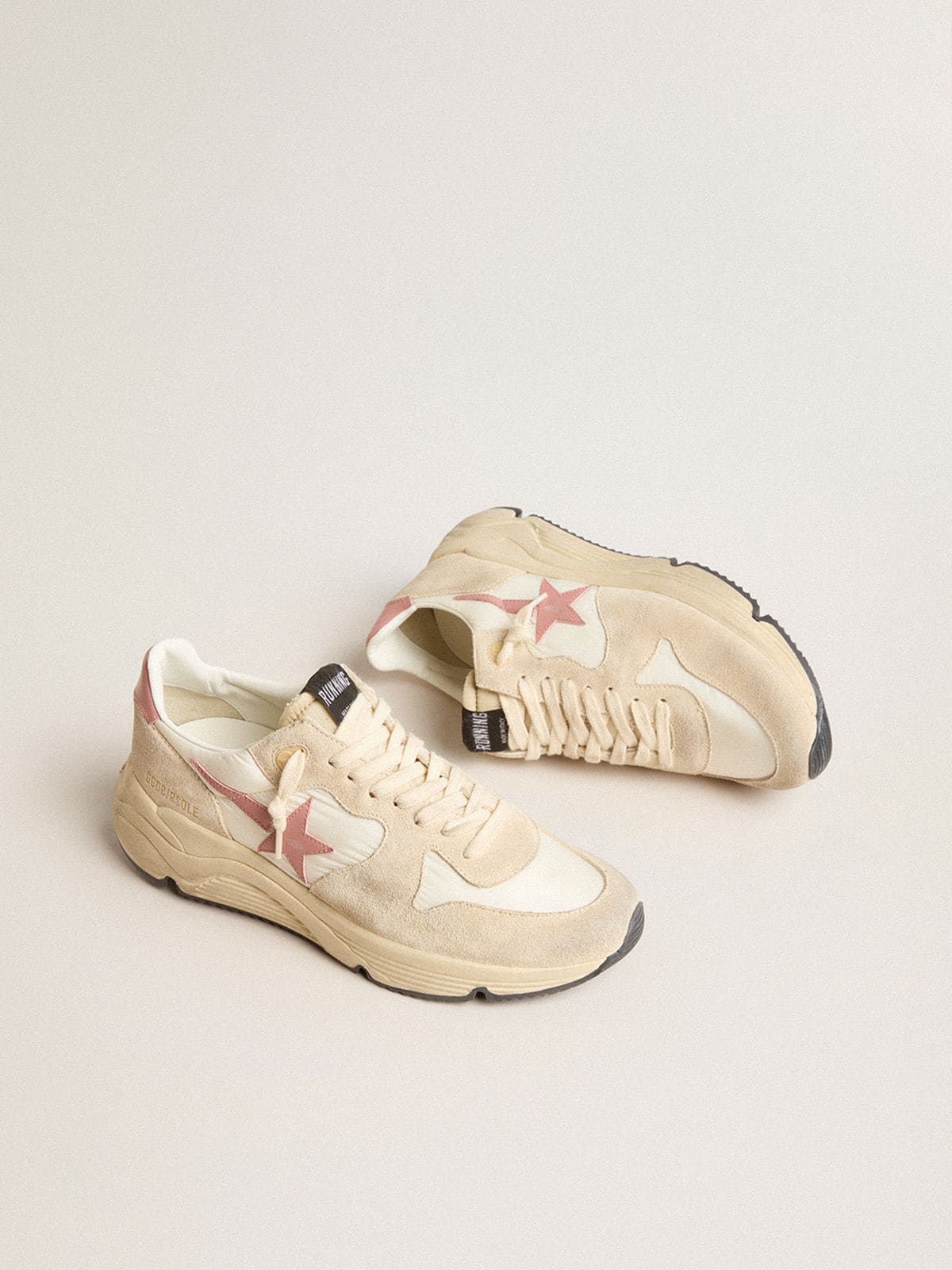 GOLDEN  スニーカー RUNNING SOLE GWF00126 F002654 Running Sole LTD in mesh with leather star and glitter heel tab