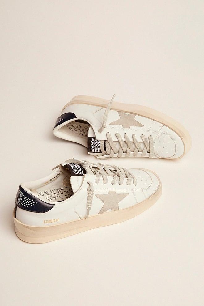 Women’s Stardan with ice-gray suede star and blue heel tab | Golden Goose