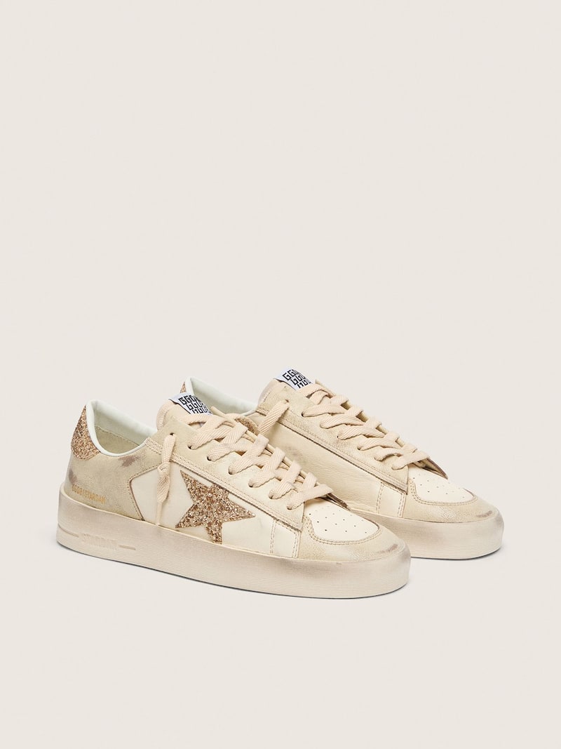 Golden Goose - Stardan Donna in nappa &eacute;cru con stella e talloncino in glitter dorati in 