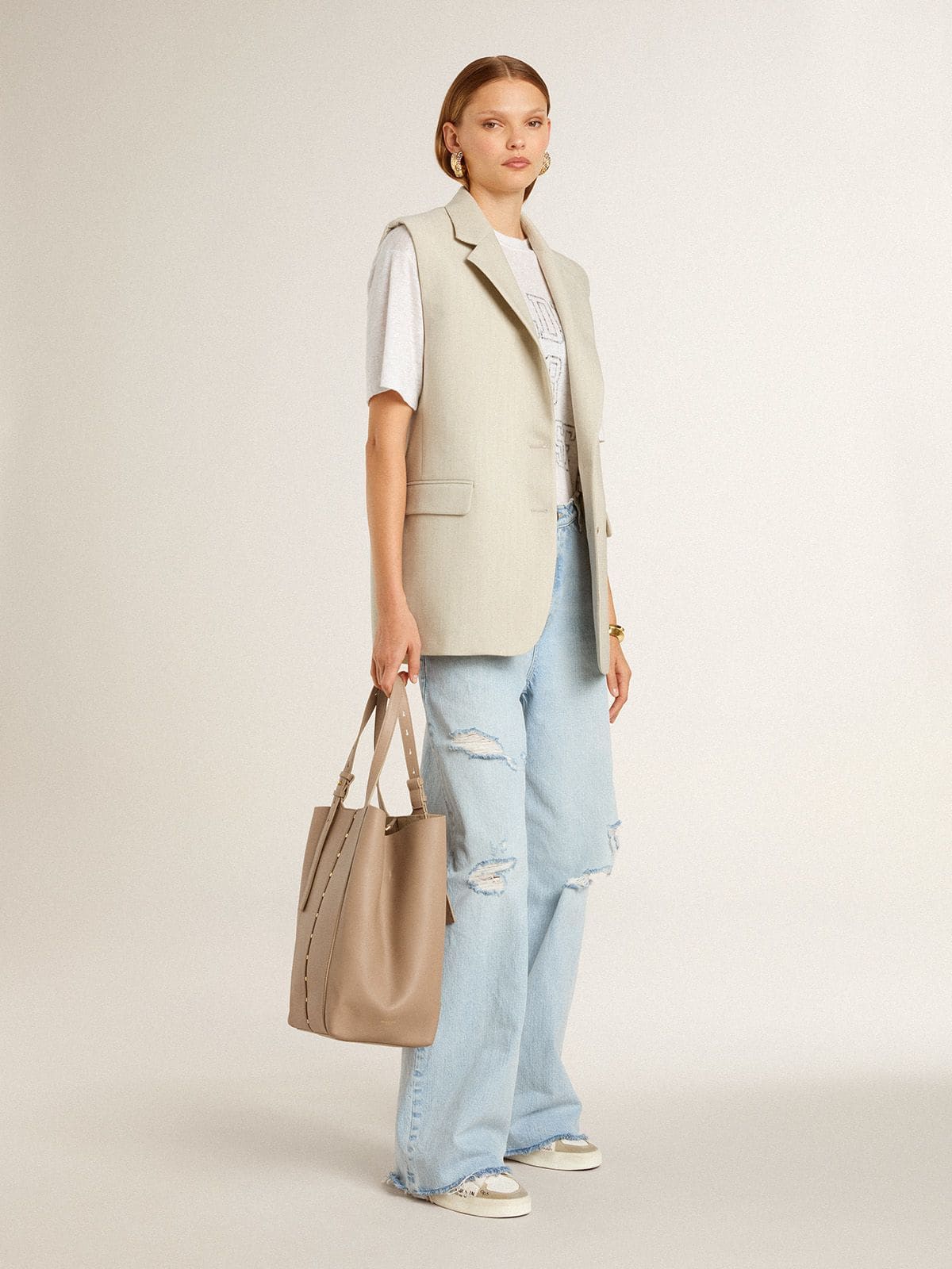 Stardan with beige suede star and toe and all-over lettering