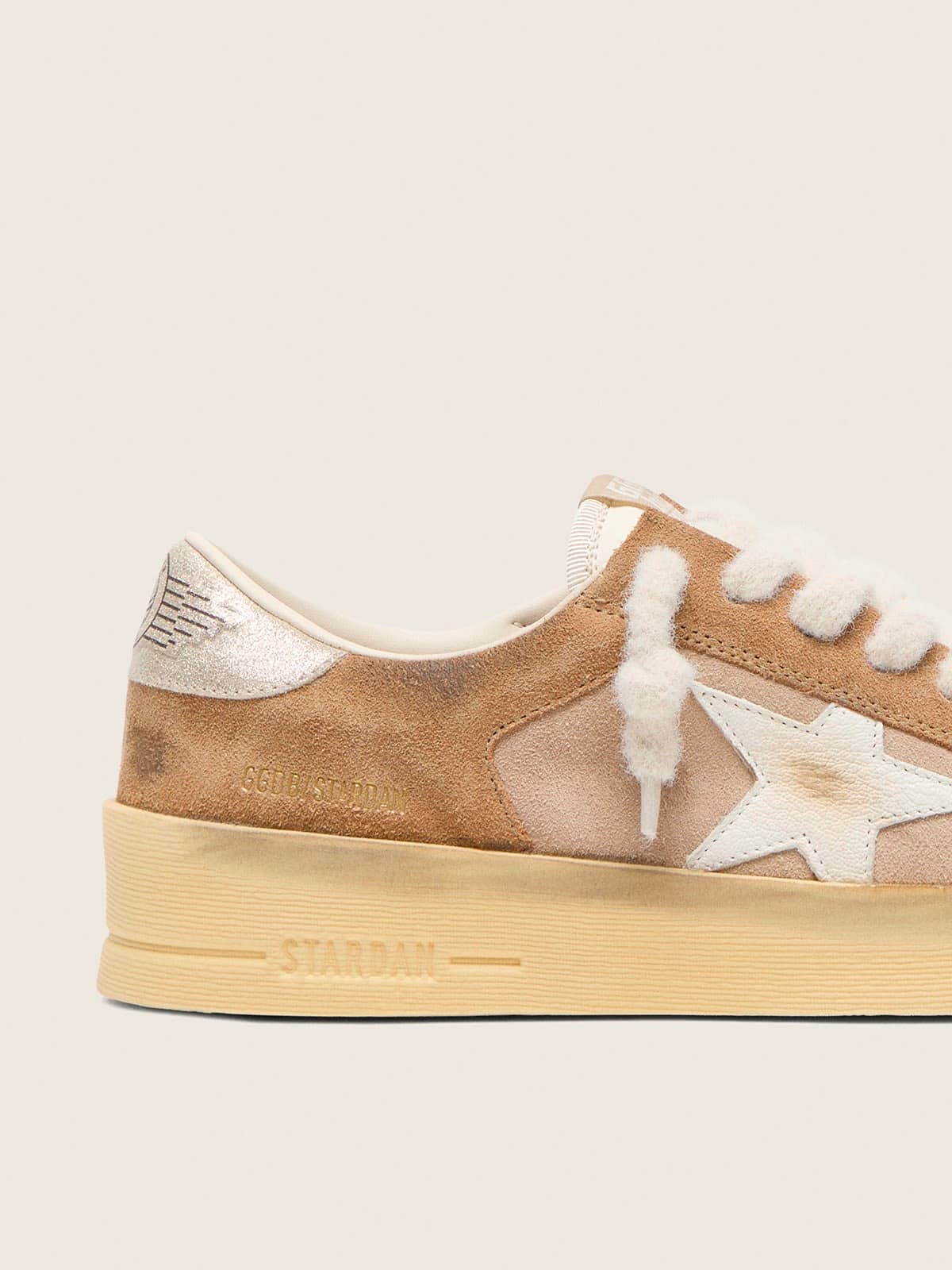 Golden Goose - Stardan donna in suede tabacco e beige con stella bianca in 