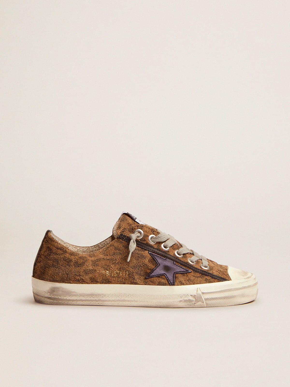 Golden Goose - Sneaker V-Star LTD in suede leopardato e stella nera in pelle laminata in 