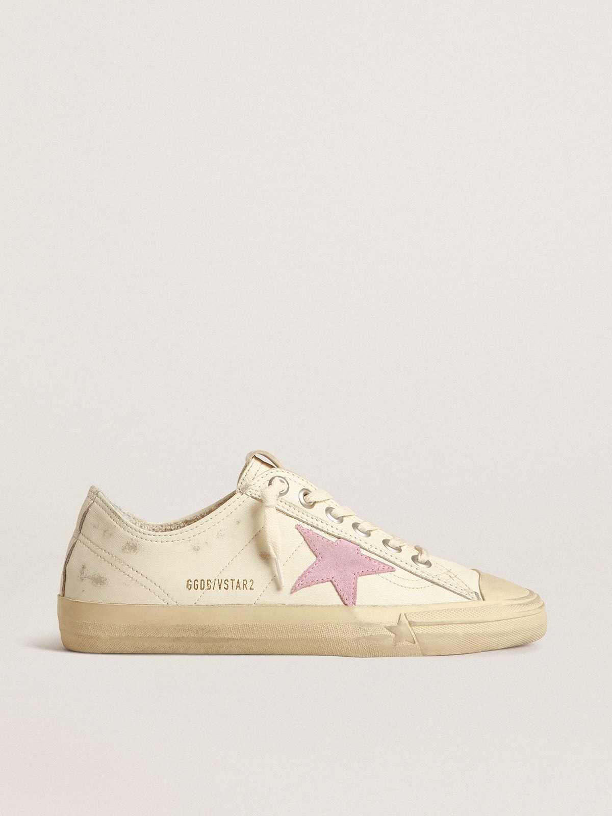 Golden Goose - V-Star in beige nappa leather with old-rose suede star in 