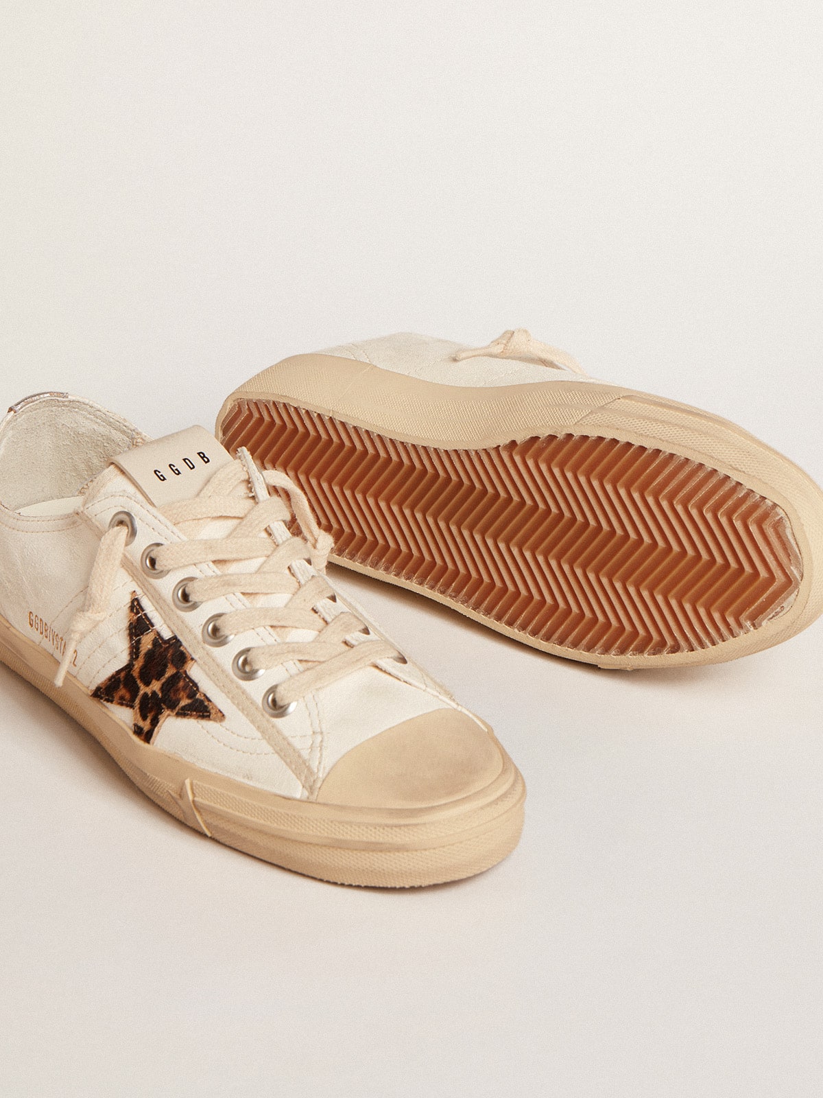 Golden Goose - V-Star LTD in nappa with pony skin star and silver heel tab in 