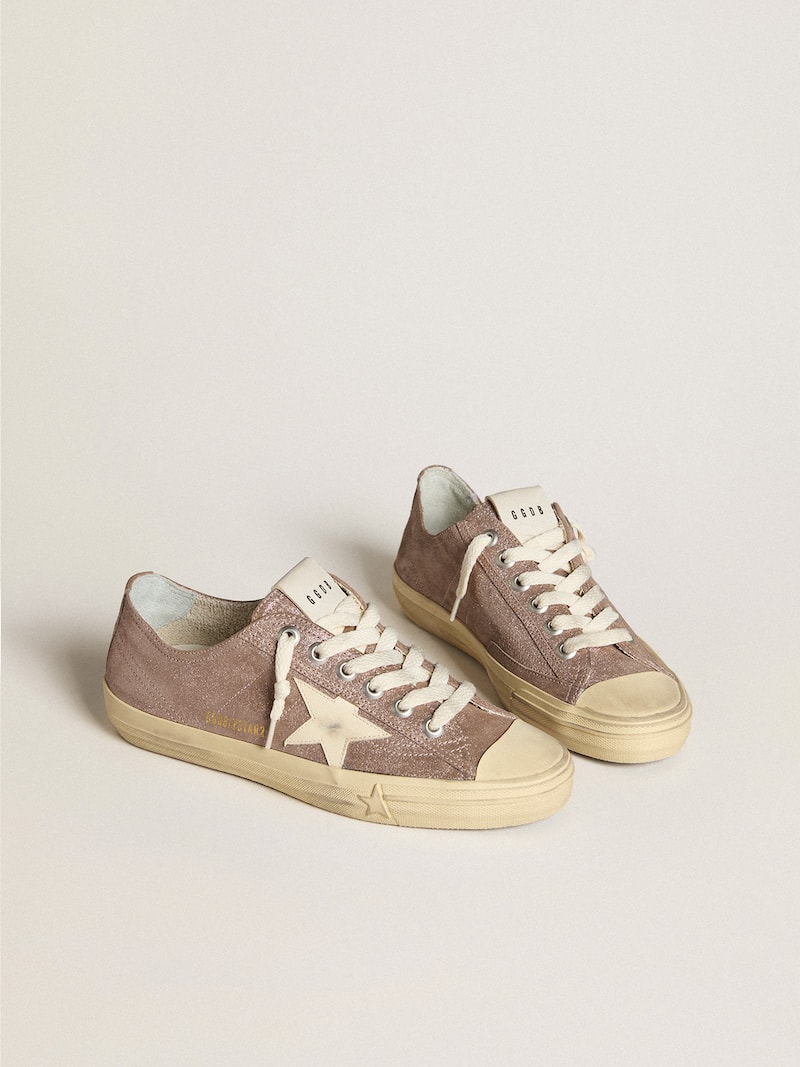 Golden Goose - V-Star Donna in suede laminato marrone chiaro con stella in pelle crema in 