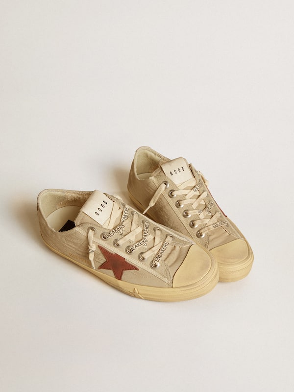 Golden Goose - V-Star in quartz-colored nylon with brick-red nubuck star in 