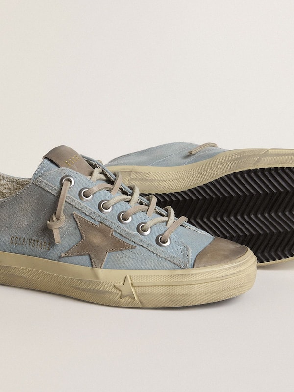 Golden Goose - Women's V-Star in light blue canvas with dove-gray leather star in 