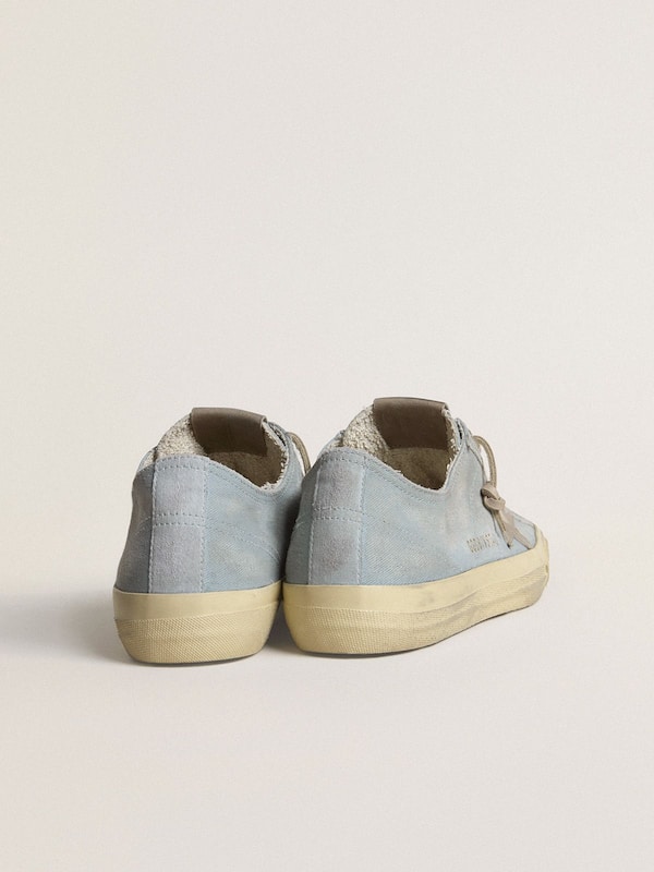 Golden Goose - Women's V-Star in light blue canvas with dove-gray leather star in 