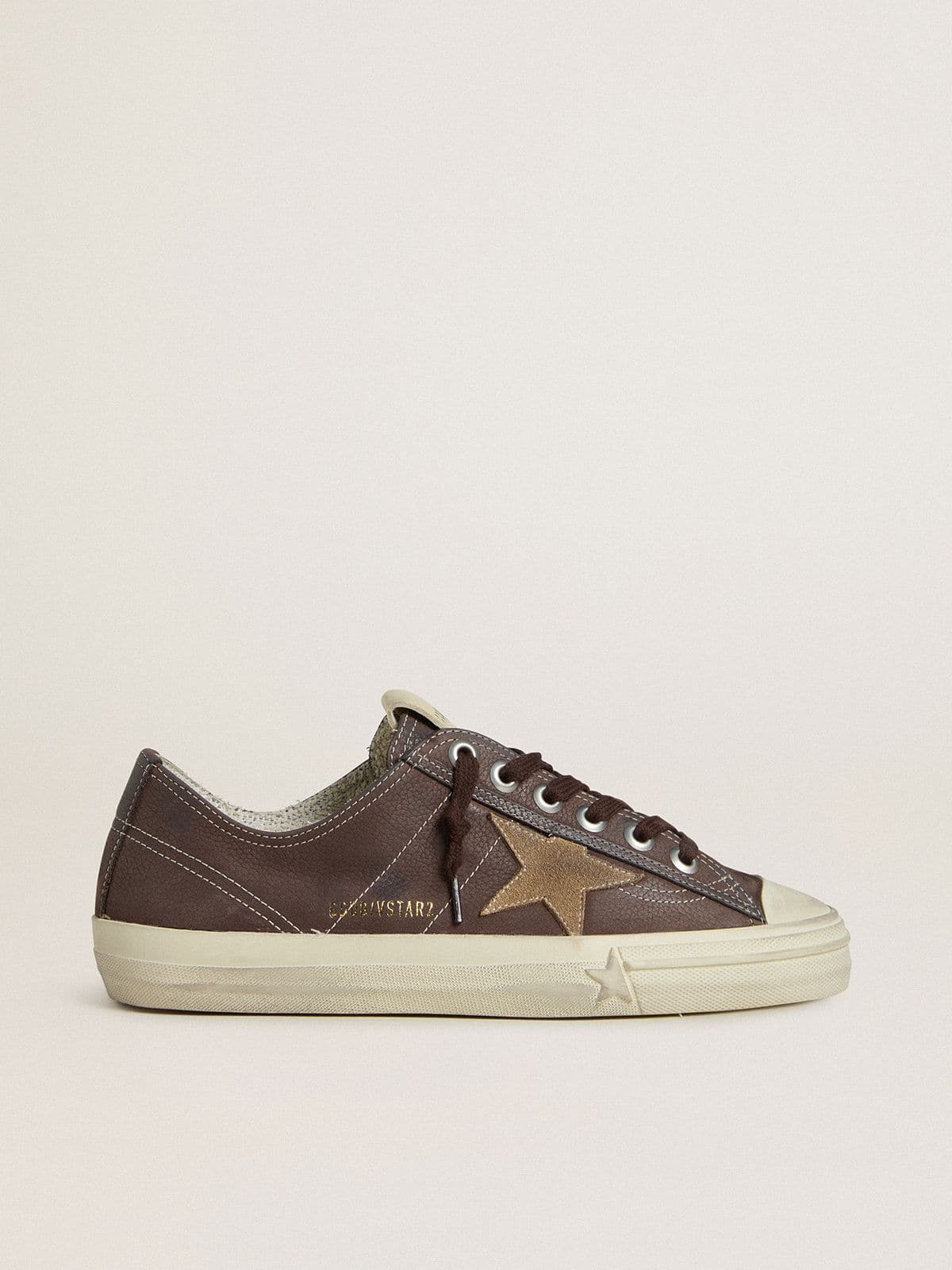 Golden Goose - V-Star Donna in nabuk marrone con stella in suede color tabacco in 