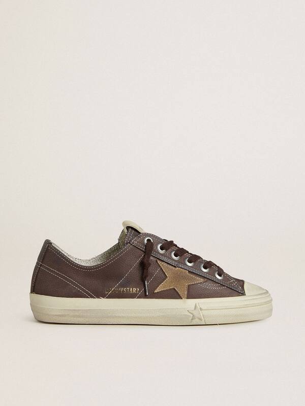 Golden Goose - Women's V-Star in brown nubuck with tobacco-colored suede star in 
