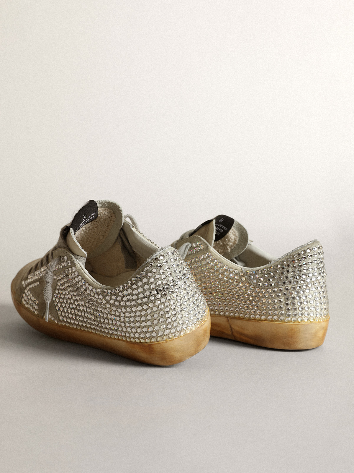 Golden Goose - Super-Star de Mujer de nobuk blanco envejecido con cristales Swarovski in