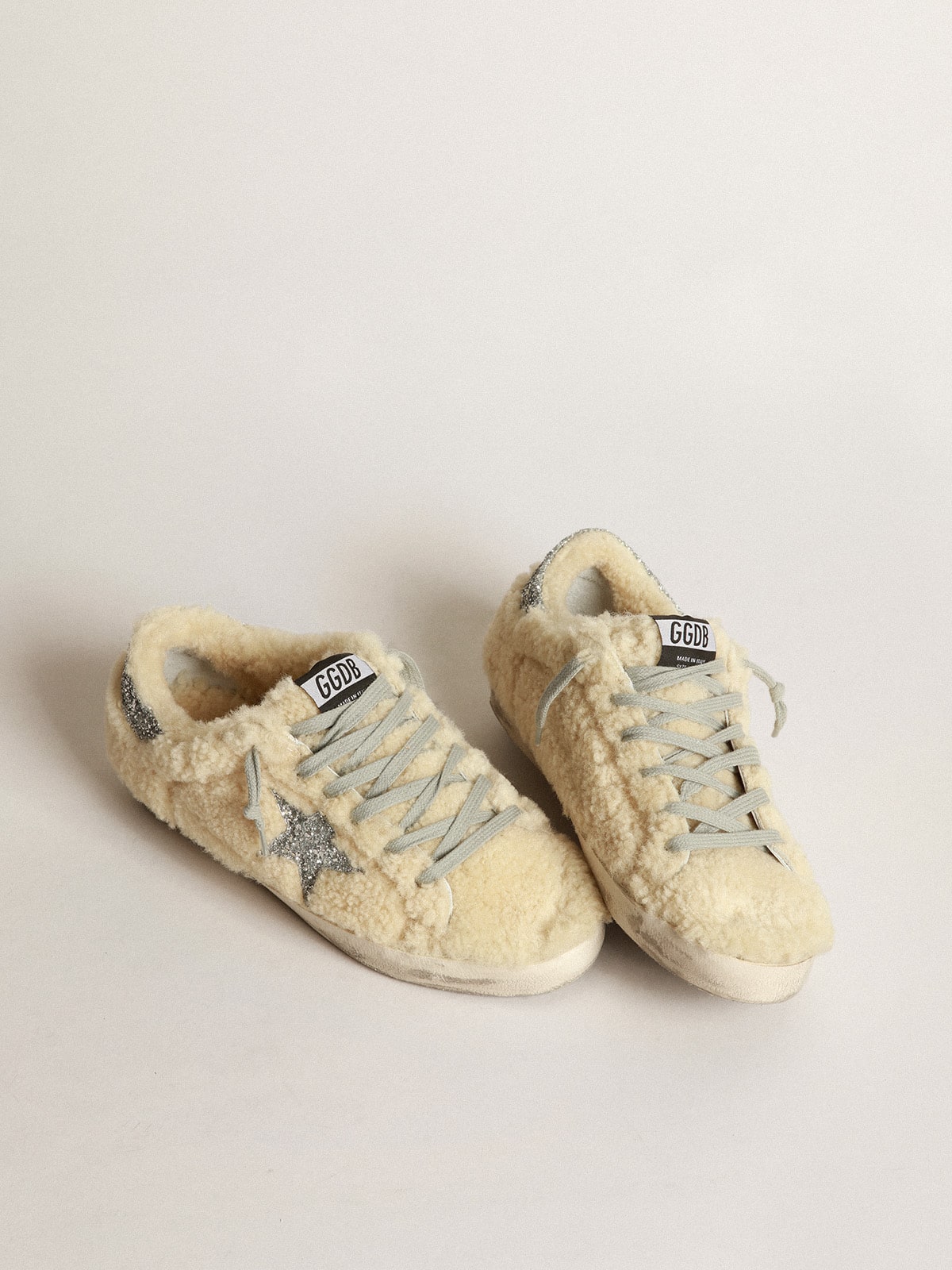 Golden Goose - Zapatillas deportivas Super-Star de shearling con estrella de purpurina in 