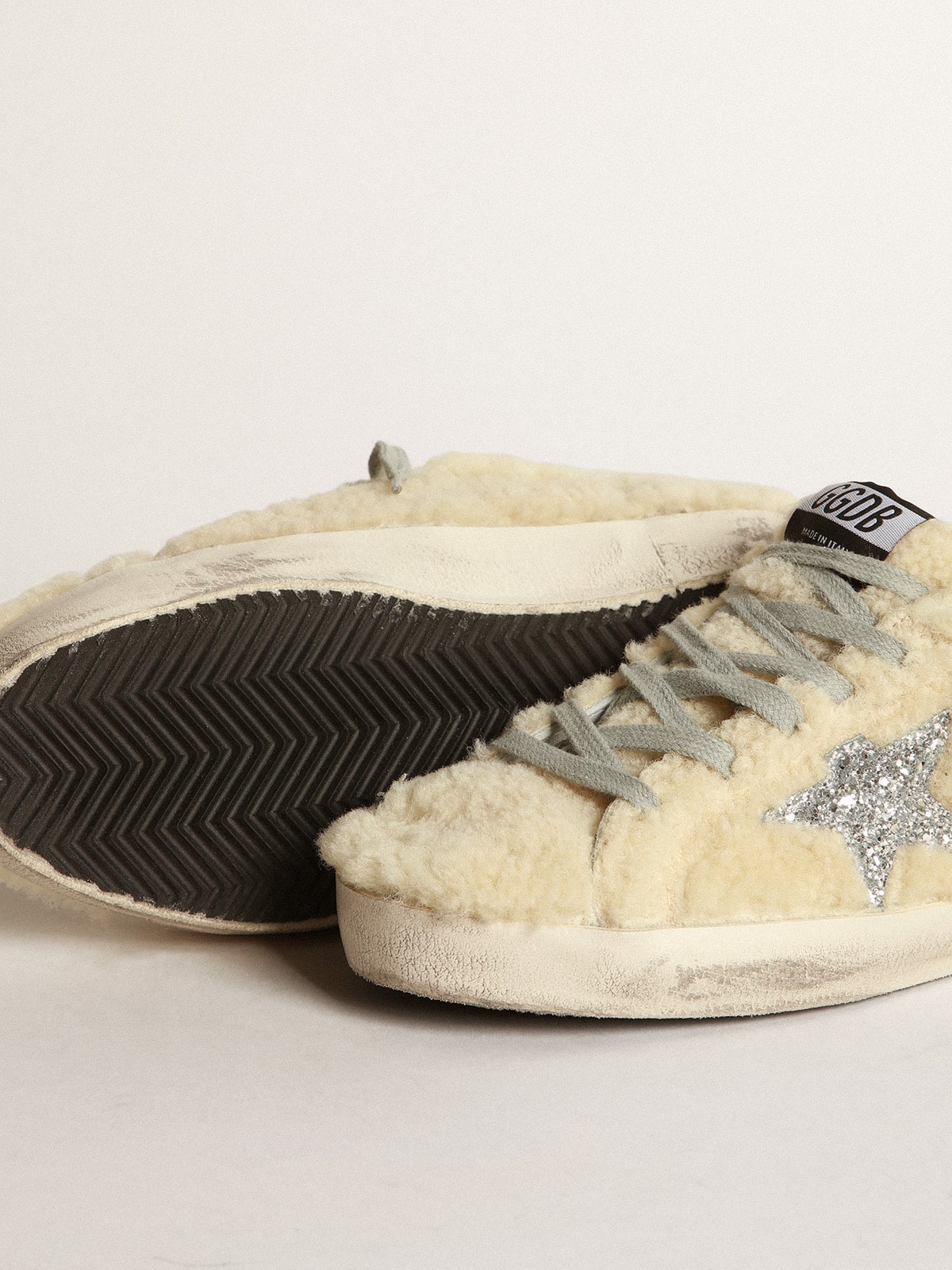 Golden Goose - Tênis Super-Star em shearling com estrela de glitter in 