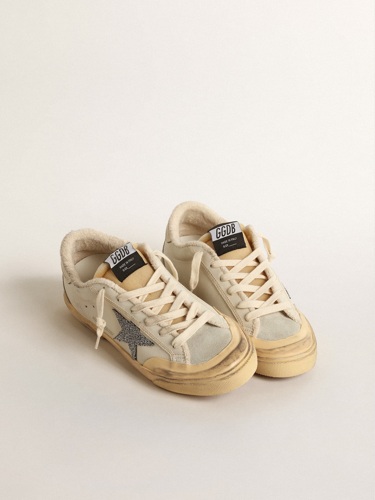 Golden Goose - Super-Star LTD com estrela de cristais Swarovski pretos in 