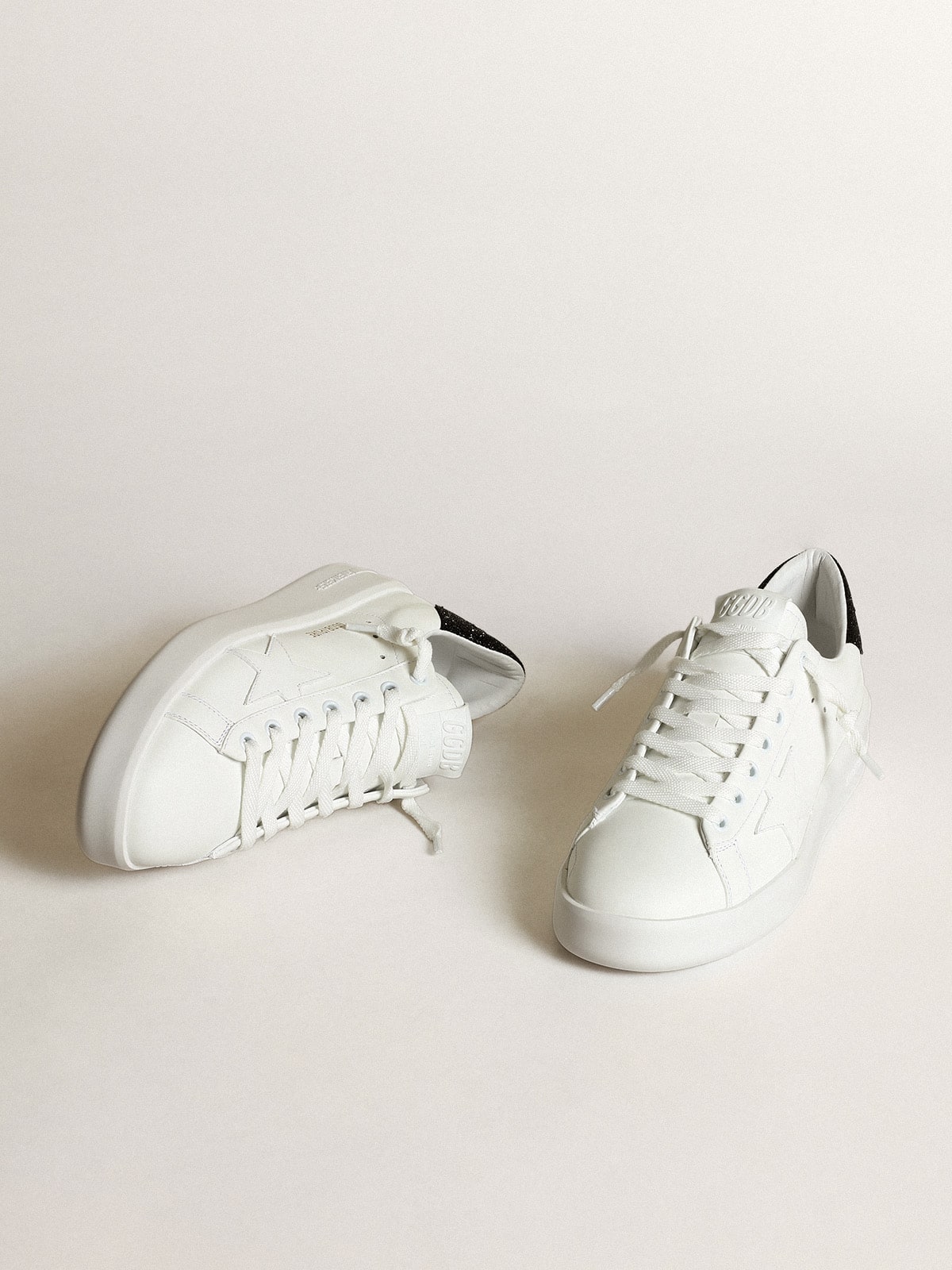 Size 36 white pearlized snakeskin golden goose bkack store laces