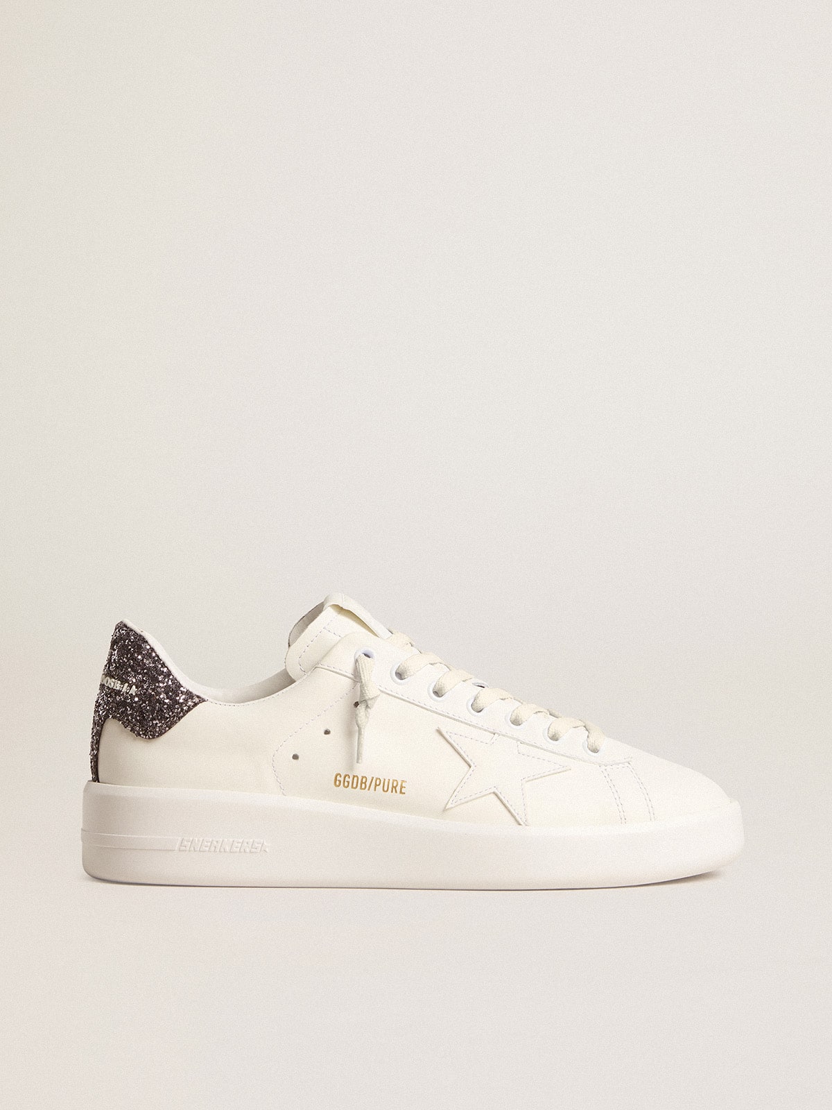 Golden Goose - Purestar pour femme avec étoile en cuir blanc et contrefort à paillettes gris anthracite in 