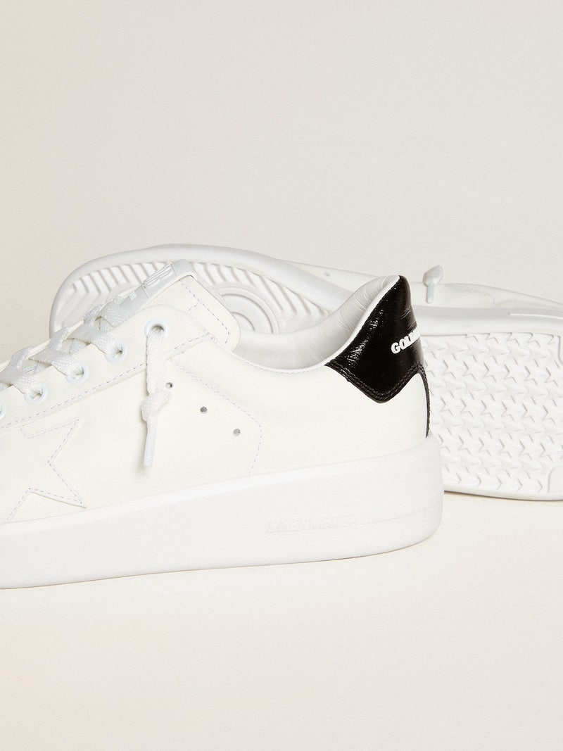 Golden Goose - Purestar f&uuml;r Damen mit Lederstern und schwarzem Lackleder an der Fersenpartie in 