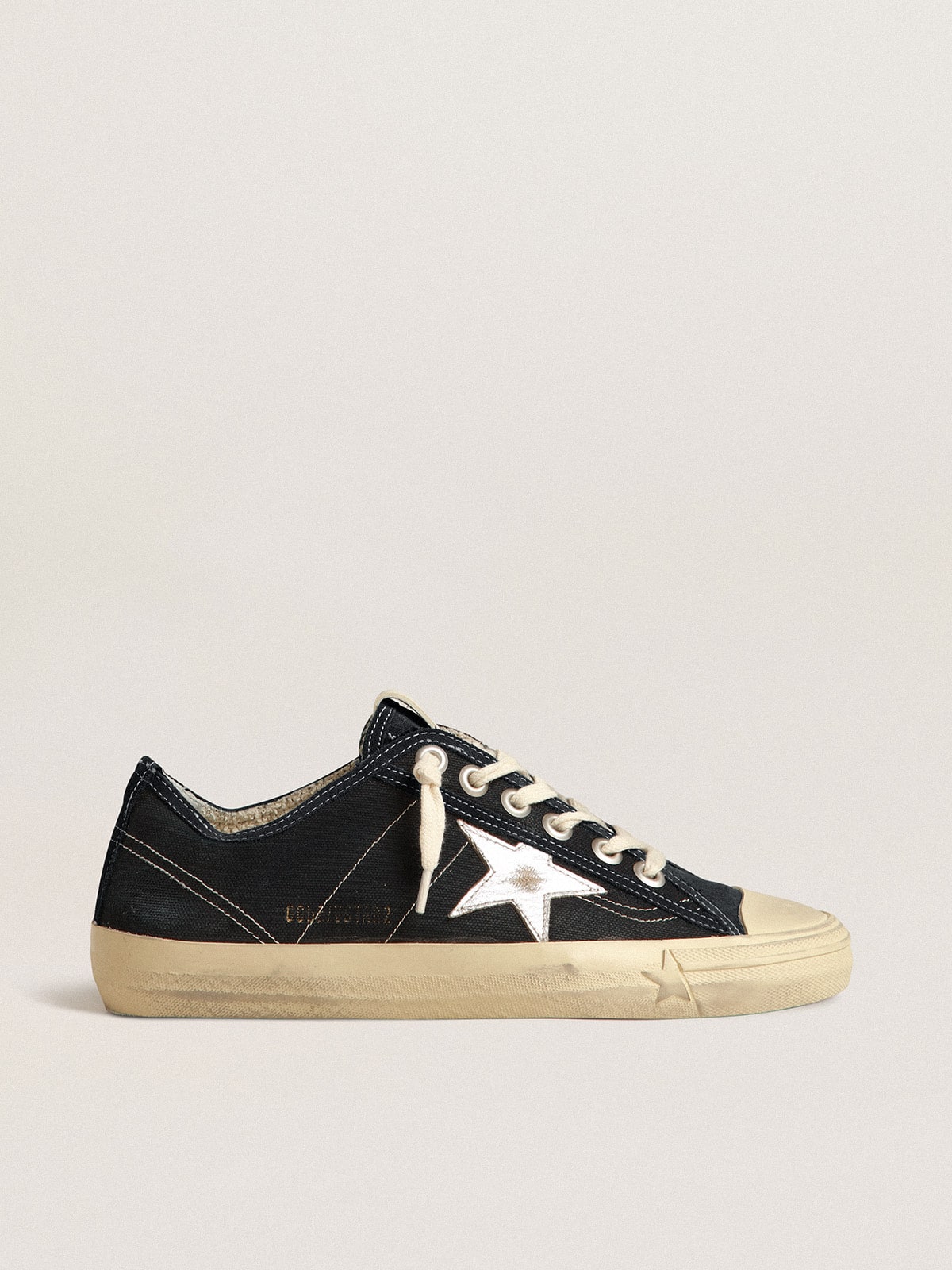 Golden Goose - V-Star in navy-blue canvas with a silver laminated leather star in 