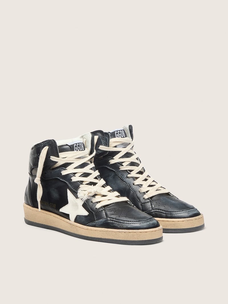 Golden Goose - Women's Sky-Star in black nappa with white star in 