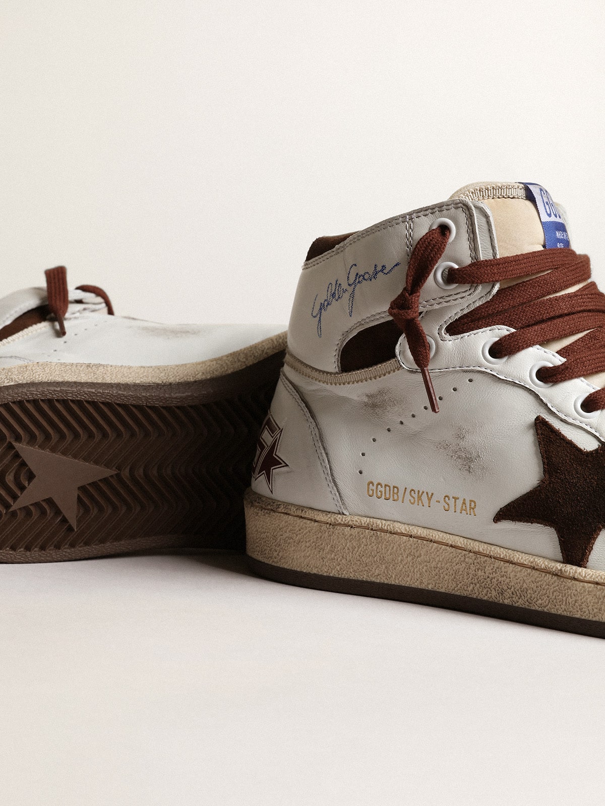 Golden Goose - Women’s Sky-Star in white nappa leather with chocolate suede star in 