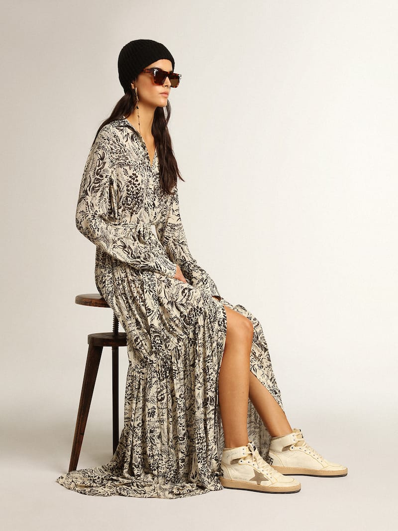 Golden Goose - Women&rsquo;s Sky-Star in white nappa leather with dove-gray suede star in 