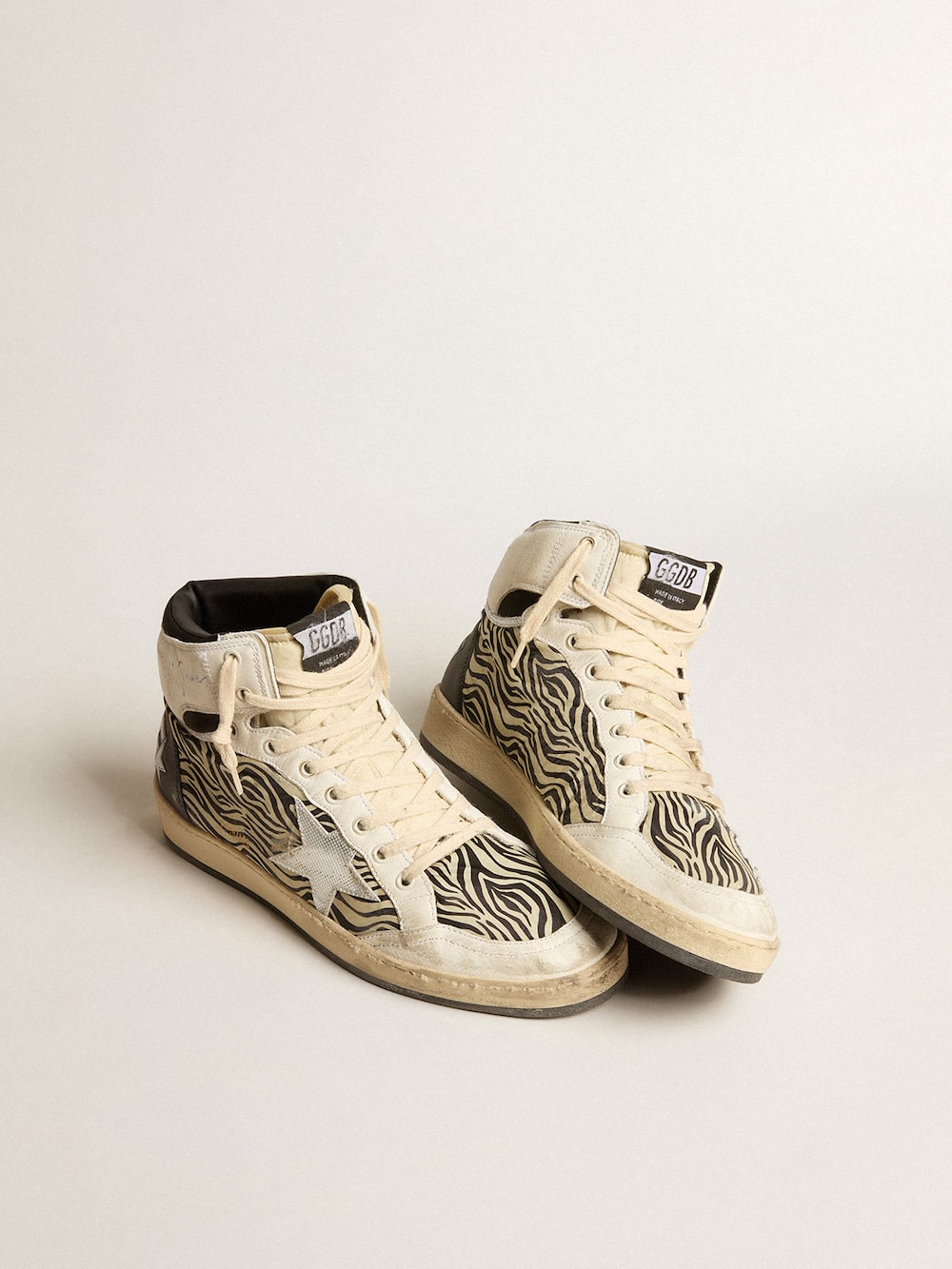 Golden Goose - Women’s Sky-Star LAB in zebra nappa with textured silver leather star in 