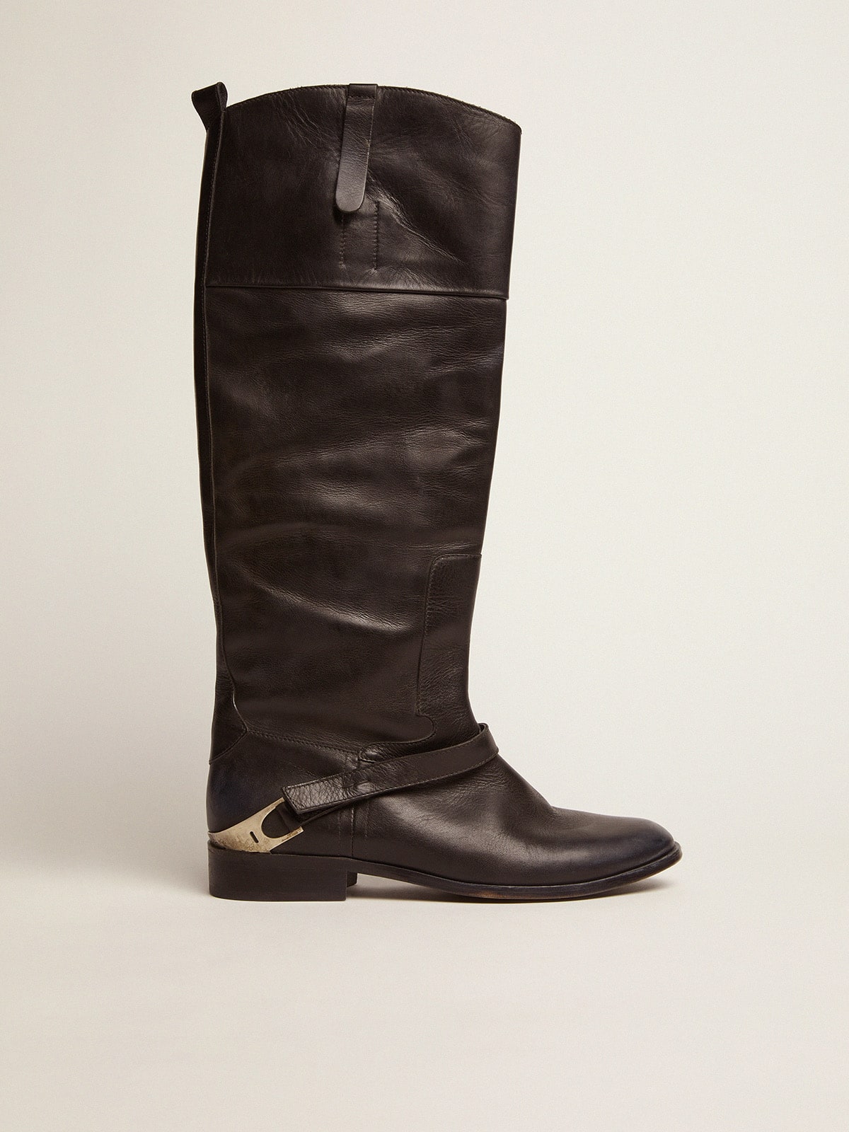 Golden Goose - Women's black leather boots with clamp on the heel in 