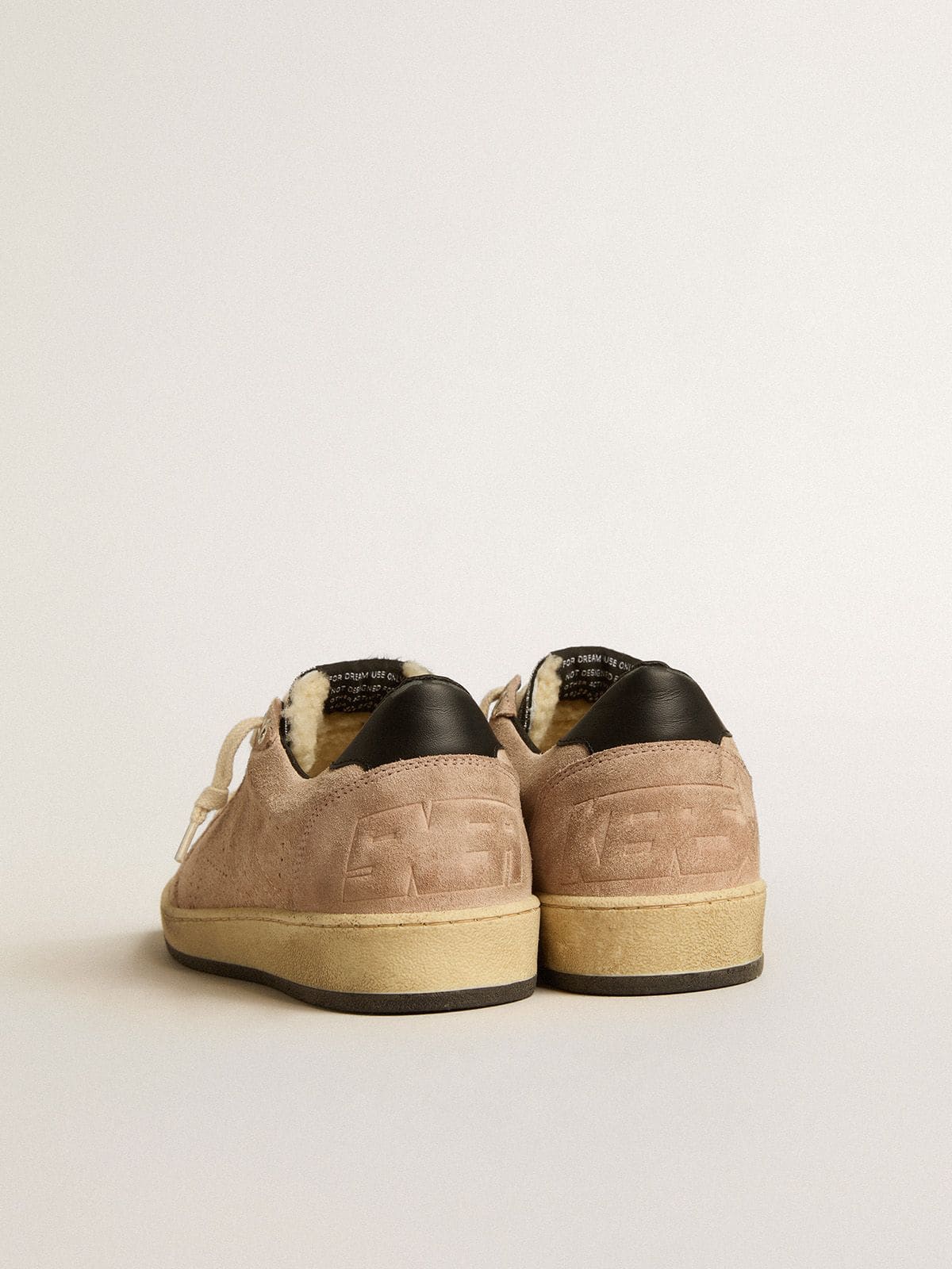 Golden Goose - 限定版 Ball Star レディース スエード（パウダーピンク） タン（スワロフスキークリスタル）＆ライニング（シアリング） in 