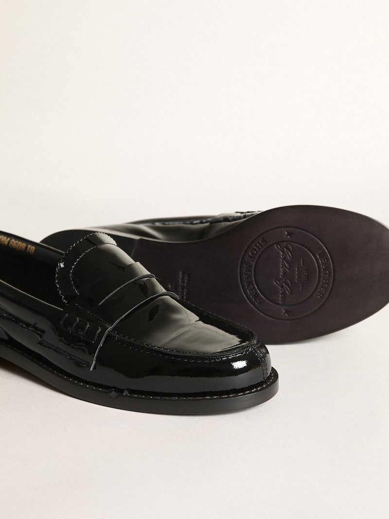 Golden Goose - Mokassin Jerry aus schwarzem Lackleder in 