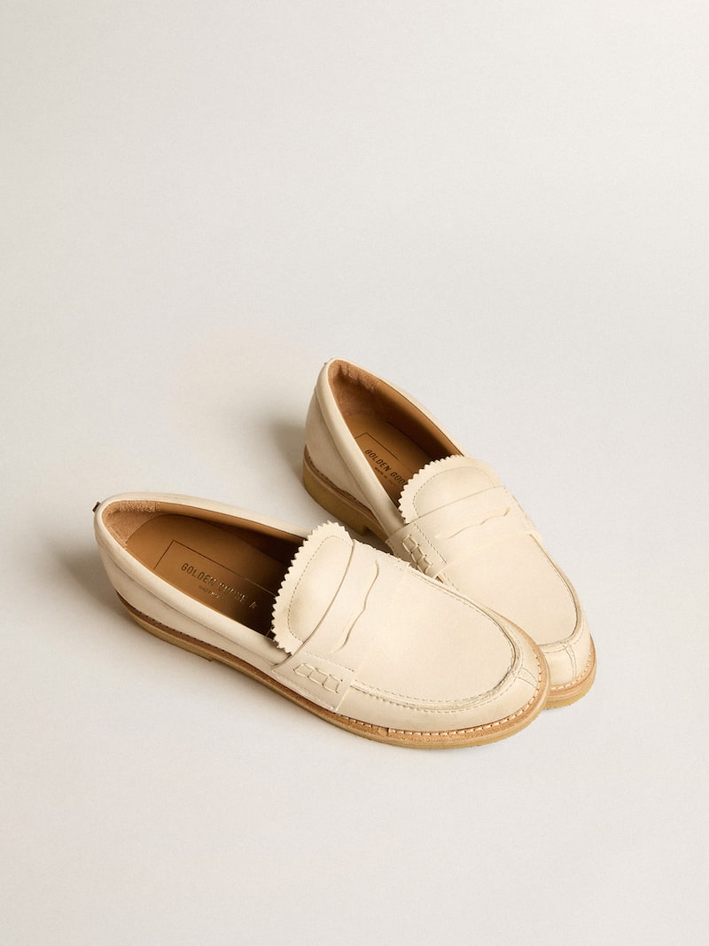 Golden Goose - Mocassino Jerry in pelle color bianco burro in 