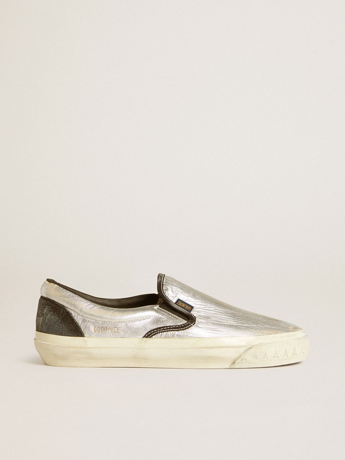 Women's VCE Penstar in metallic silver leather with black