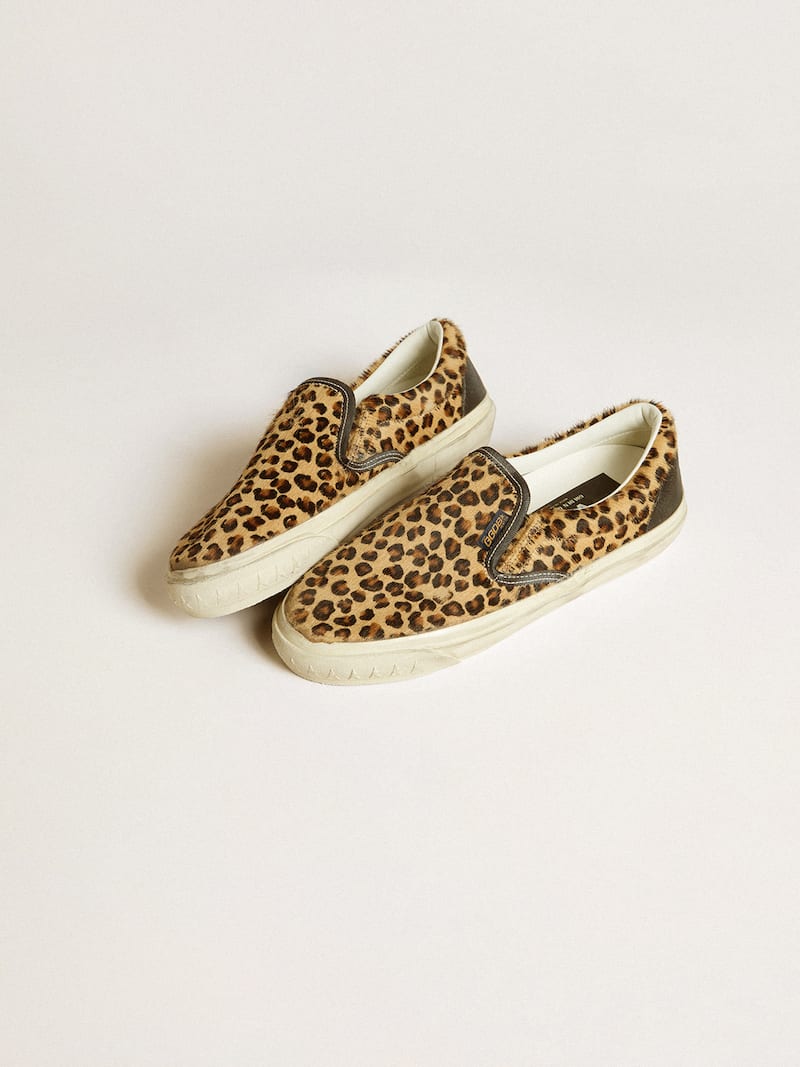 Golden Goose - VCE Penstar pour femme en cuir fa&ccedil;on poulain &agrave; imprim&eacute; l&eacute;opard avec contrefort en cuir noir in 