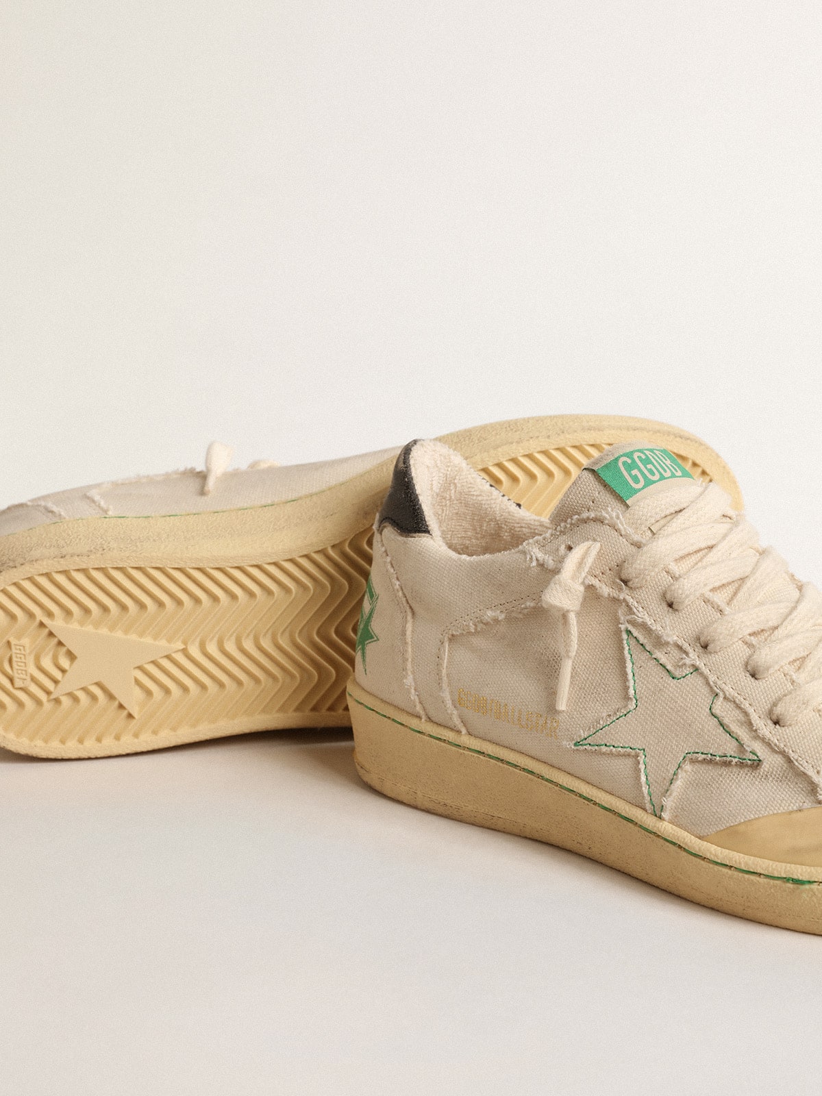 Golden Goose - Ball Star LTD with vanilla canvas star and leather heel tab in 