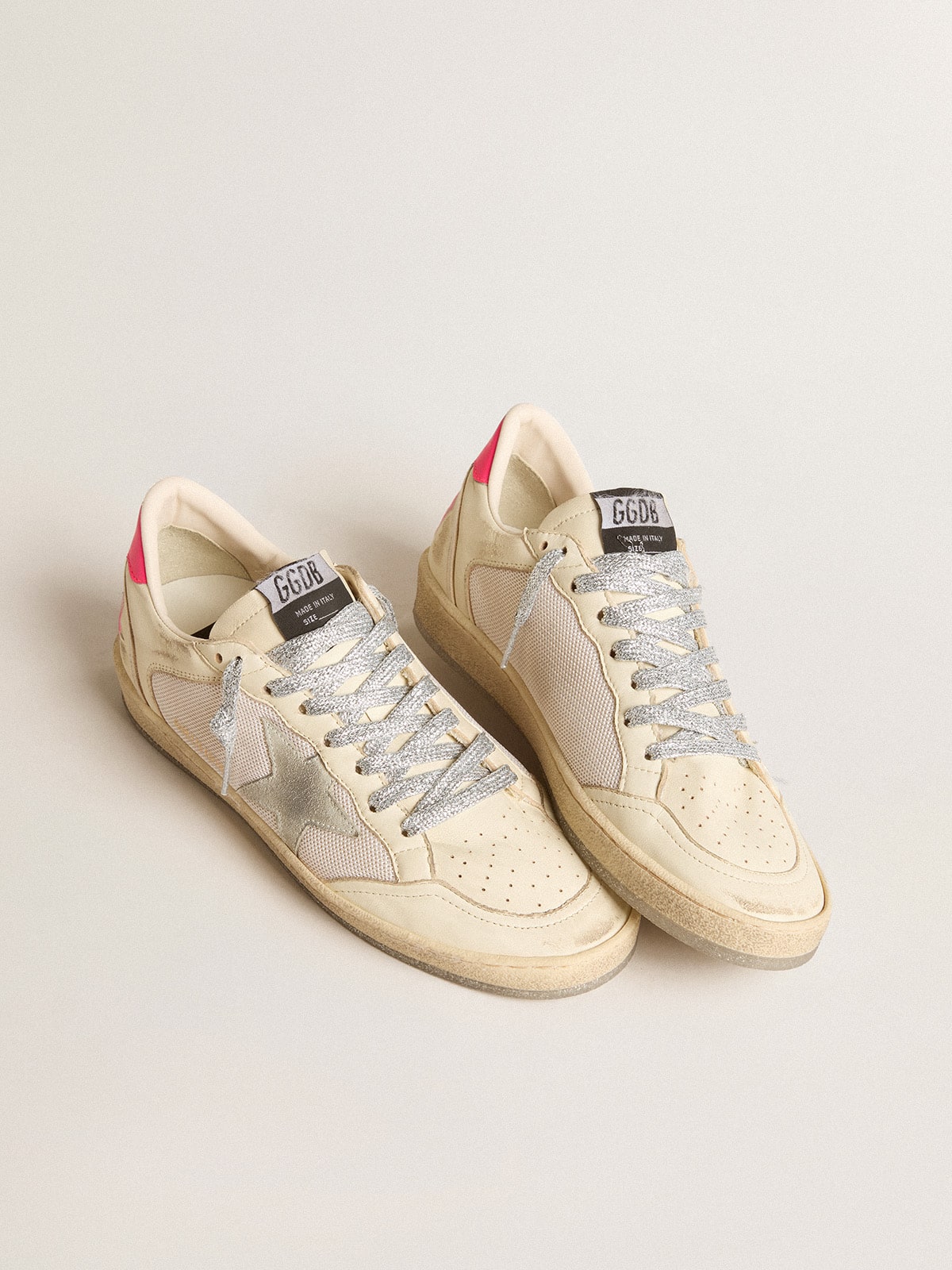 Golden Goose - Ball Star femme LTD en cuir nappa et résille avec étoile en daim et contrefort en cuir in 