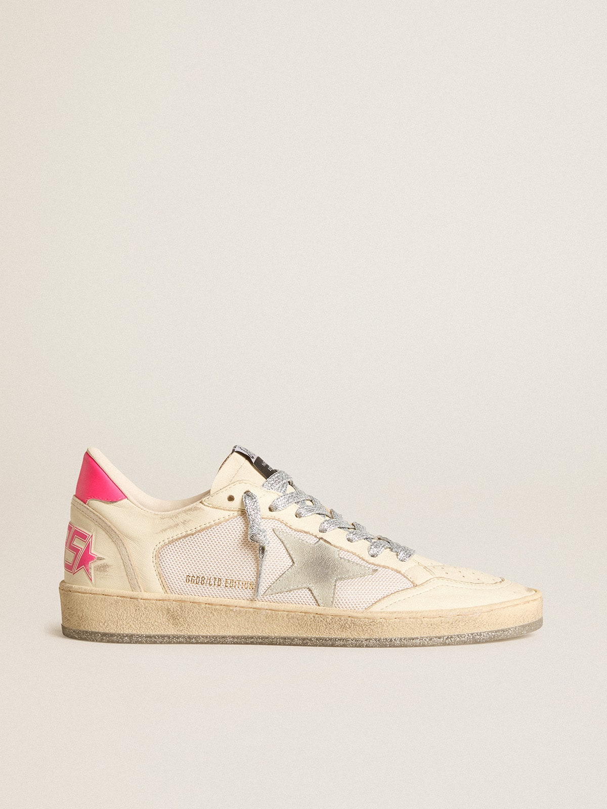 Golden Goose - Ball Star Damen LTD aus Nappaleder und Mesh mit Raulederstern und Lederferse in 